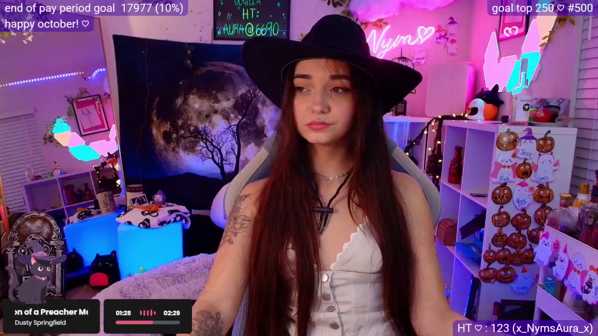 Gallery image thumbnail from Nym_x's myfreecams stream on, 10/16/2025, 03:46 image 6 of 20