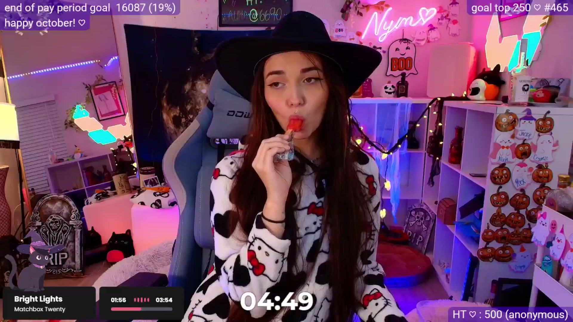 Gallery image thumbnail from Nym_x's myfreecams stream on, 10/16/2025, 03:46 image 13 of 20