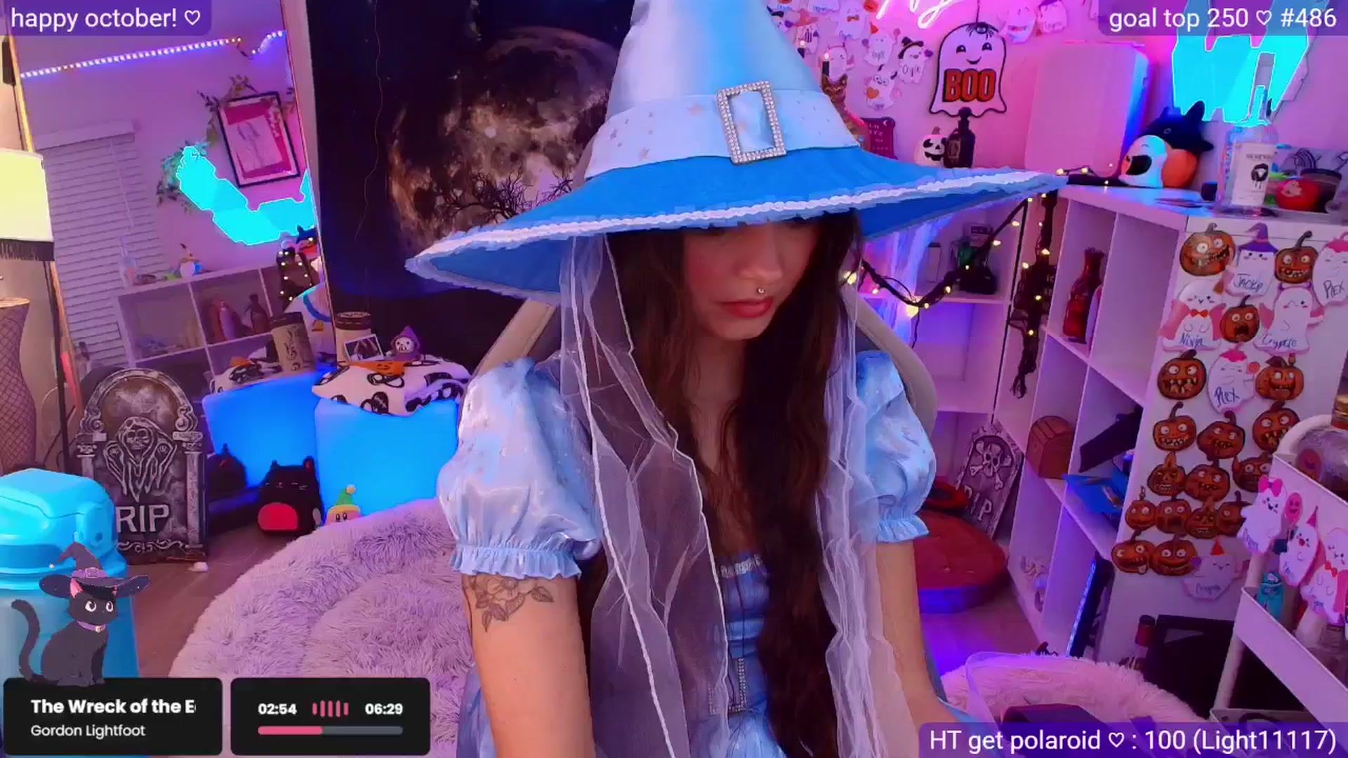 Gallery image thumbnail from Nym_x's myfreecams stream on, 10/19/2025, 03:35 image 7 of 20