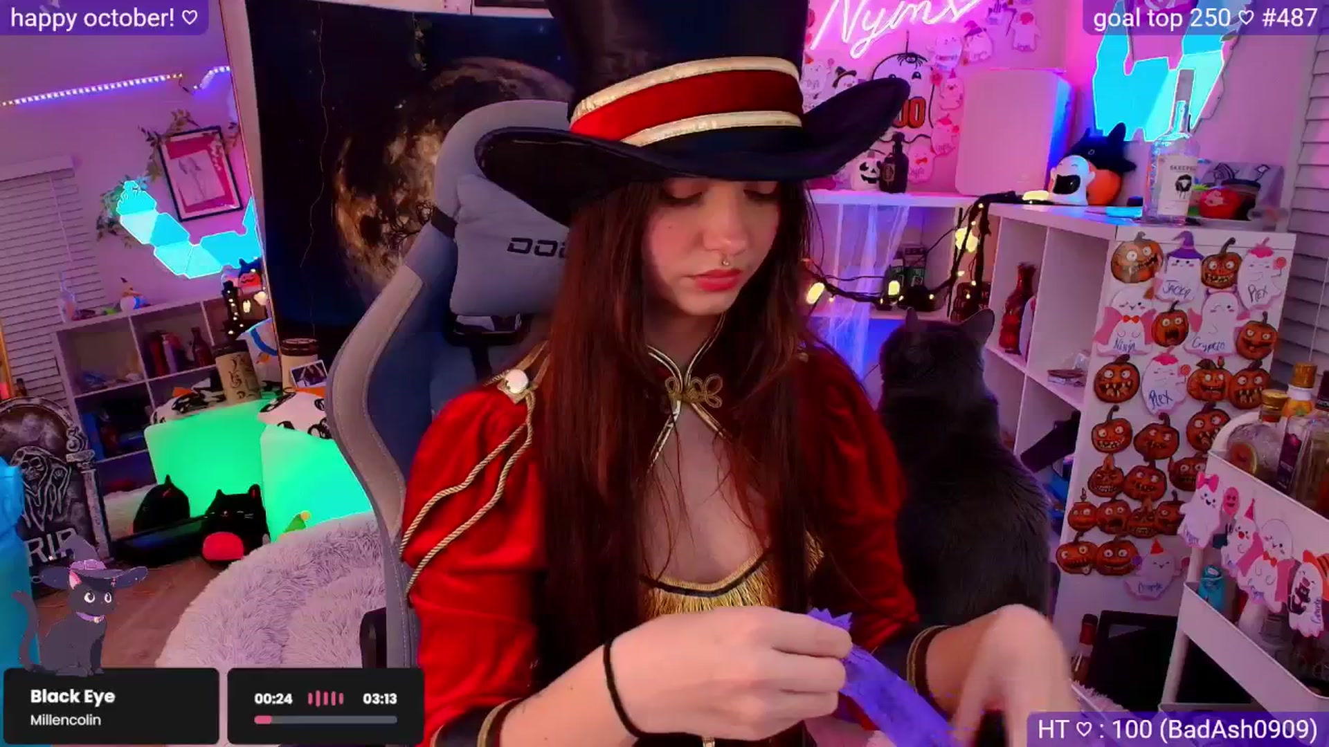 Gallery image thumbnail from Nym_x's myfreecams stream on, 10/26/2025, 04:56 image 7 of 20