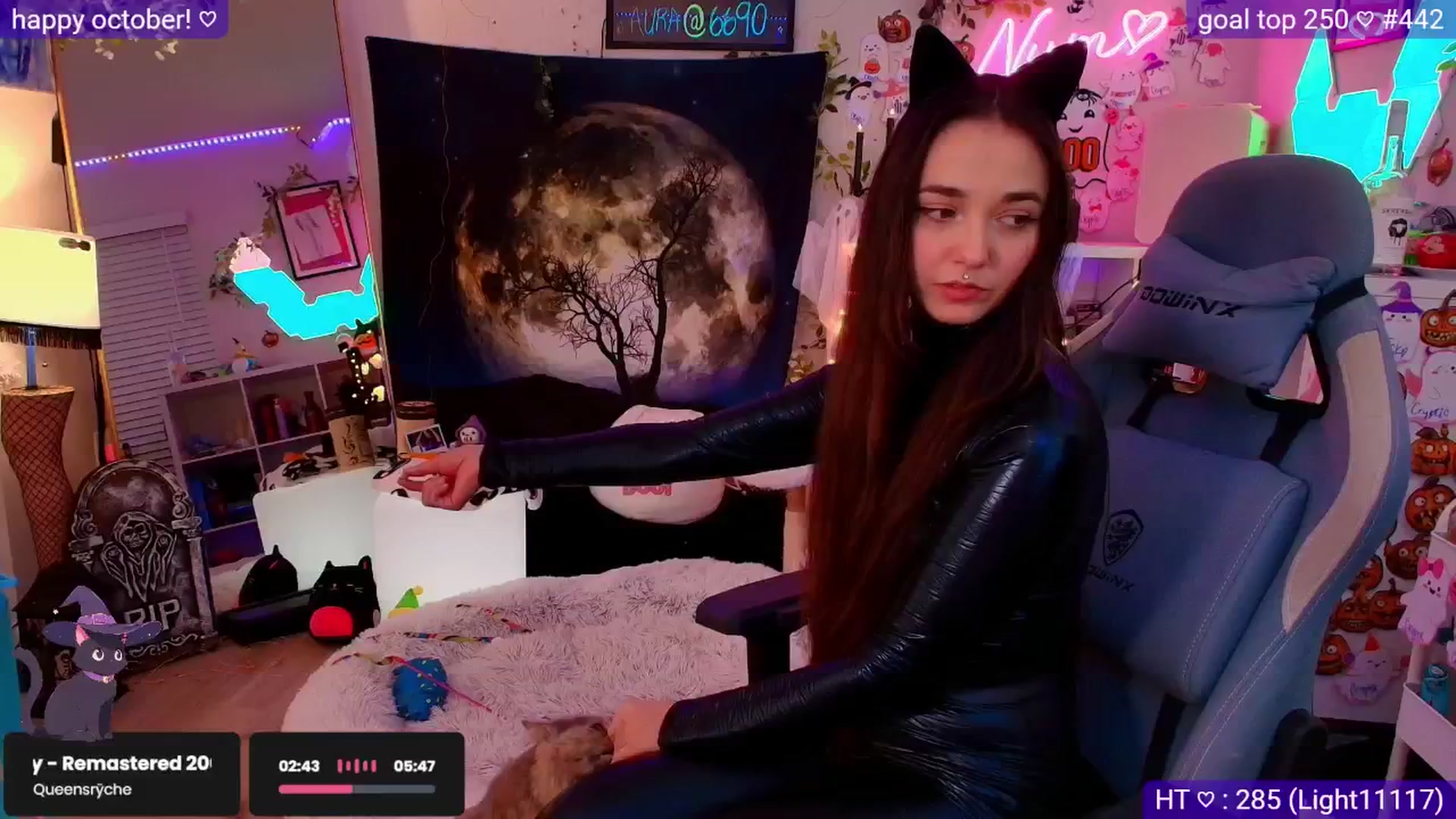 Gallery image thumbnail from Nym_x's myfreecams stream on, 10/27/2025, 04:09 image 10 of 20