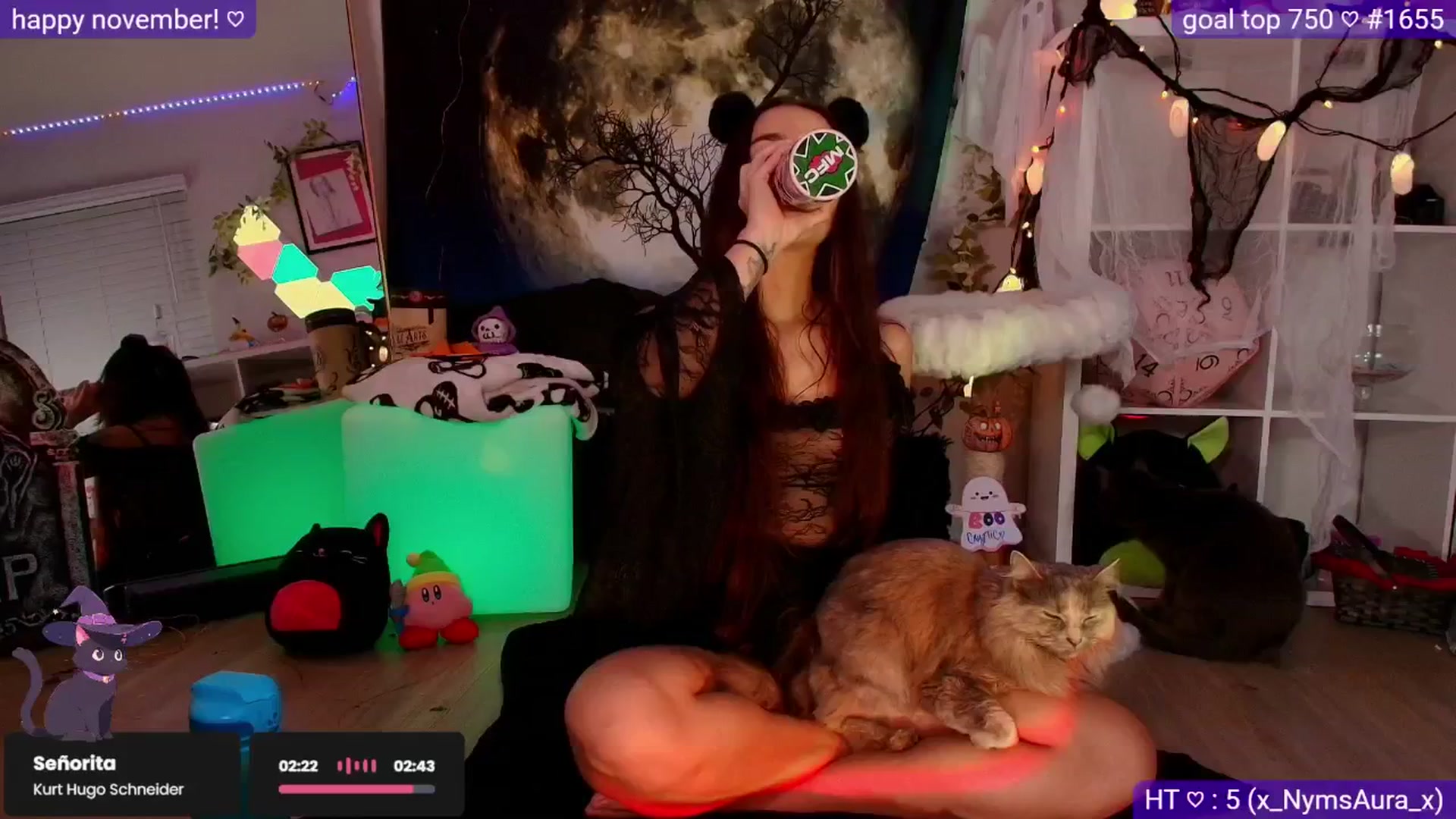 Gallery image thumbnail from Nym_x's myfreecams stream on, 11/08/2025, 05:15 image 2 of 20