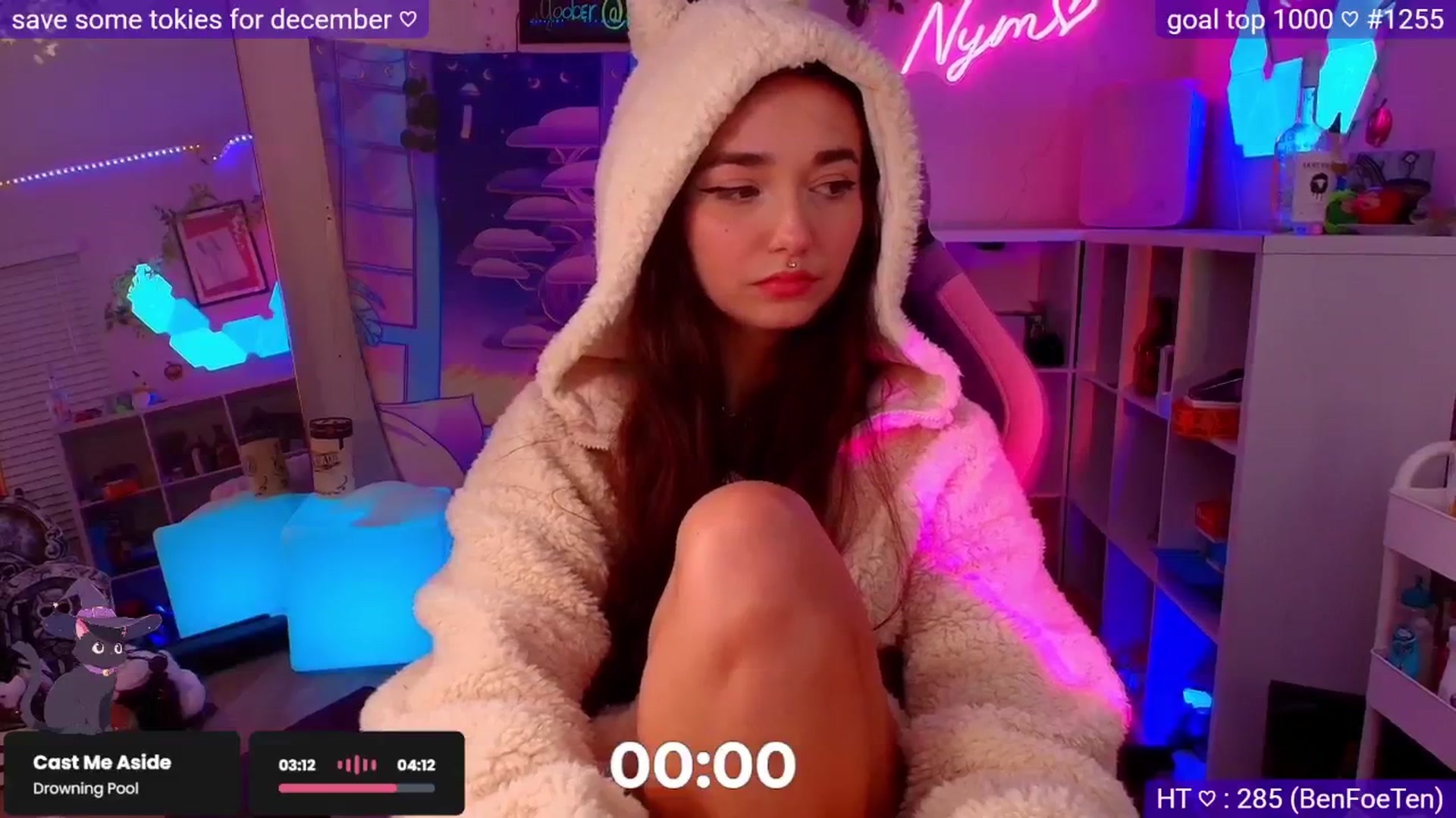 Gallery image thumbnail from Nym_x's myfreecams stream on, 11/30/2025, 05:06 image 13 of 20