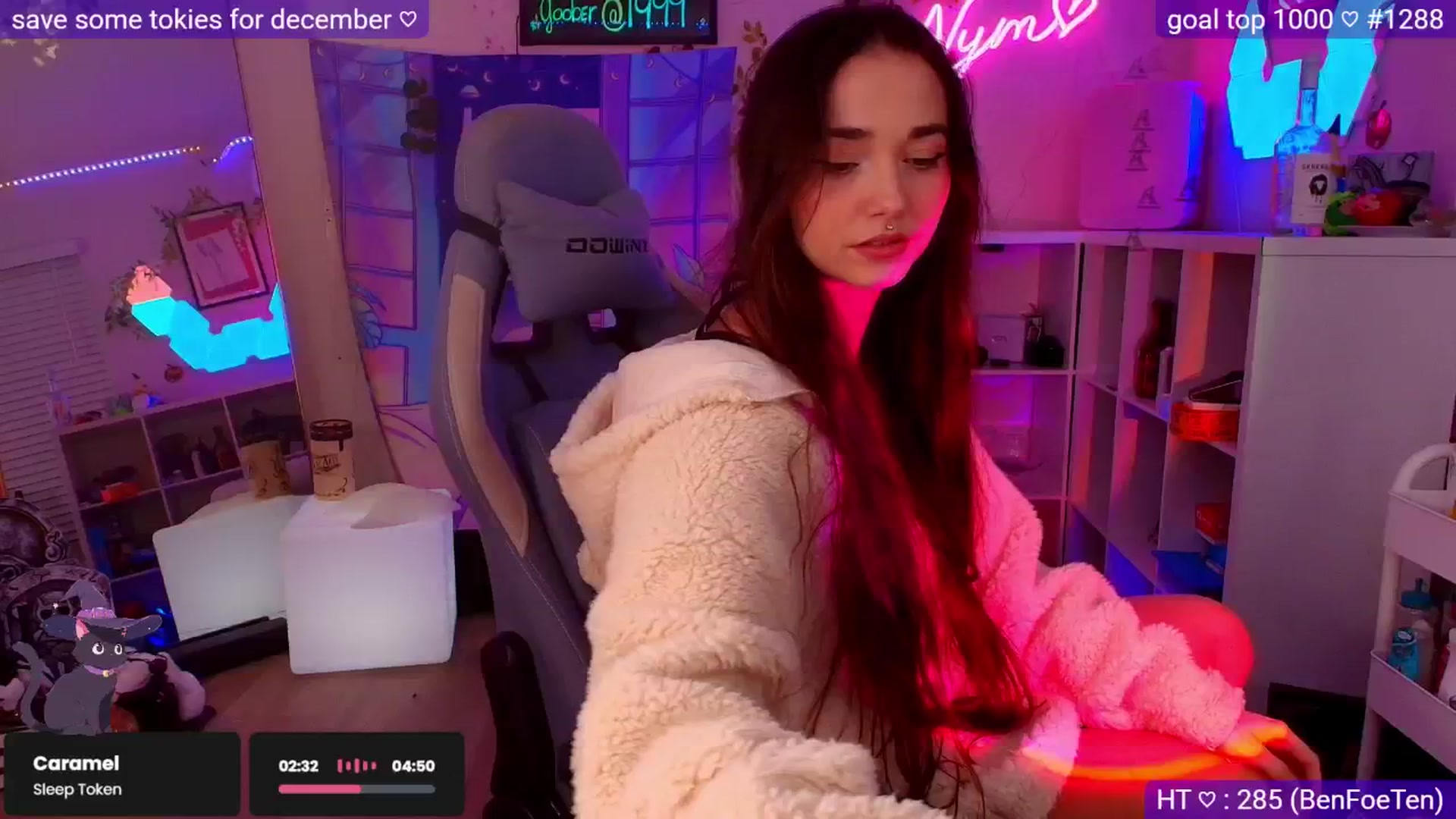 Gallery image thumbnail from Nym_x's myfreecams stream on, 11/30/2025, 05:06 image 1 of 20