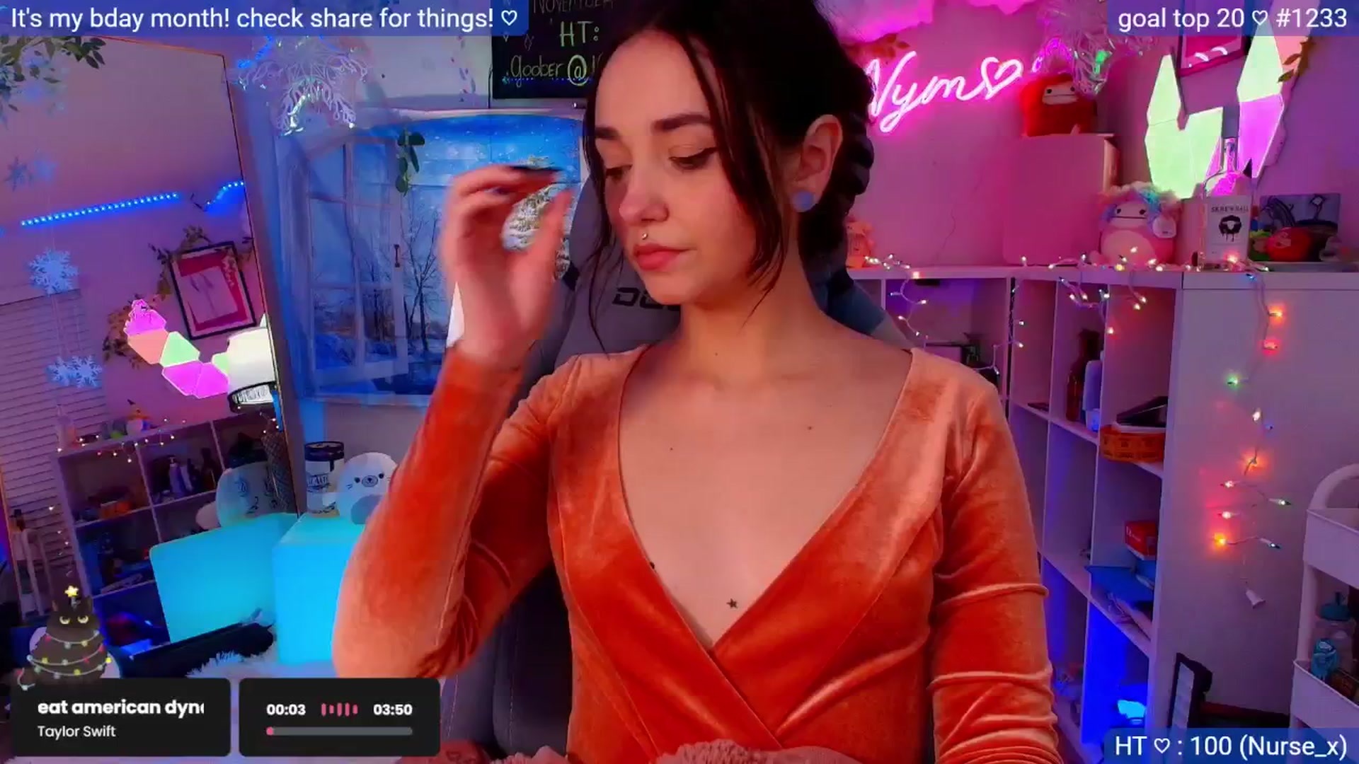 Gallery image thumbnail from Nym_x's myfreecams stream on, 12/01/2025, 08:22 image 16 of 20