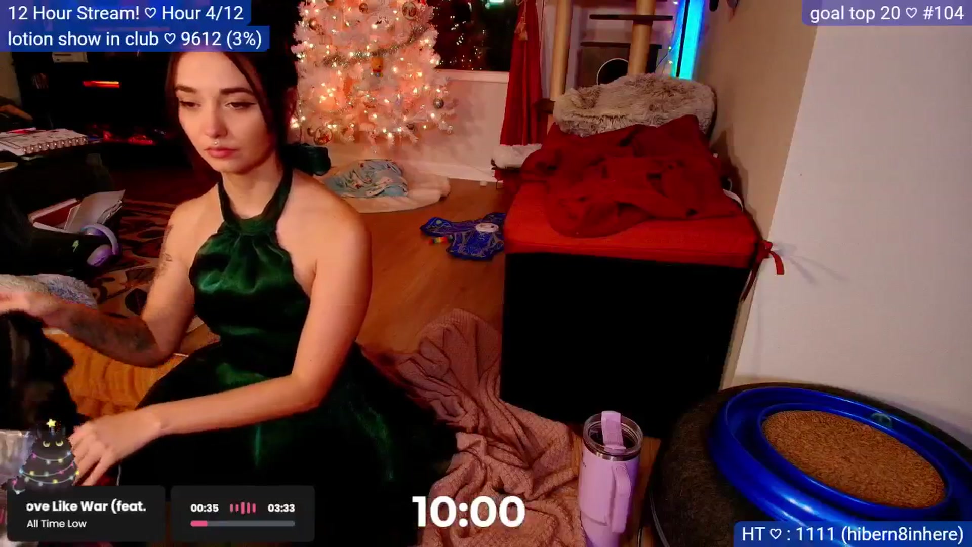 Gallery image thumbnail from Nym_x's myfreecams stream on, 01/01/2026, 24:33 image 19 of 20