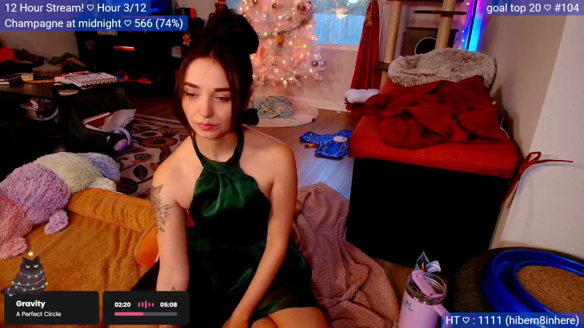 Gallery image thumbnail from Nym_x's myfreecams stream on, 01/01/2026, 24:33 image 8 of 20