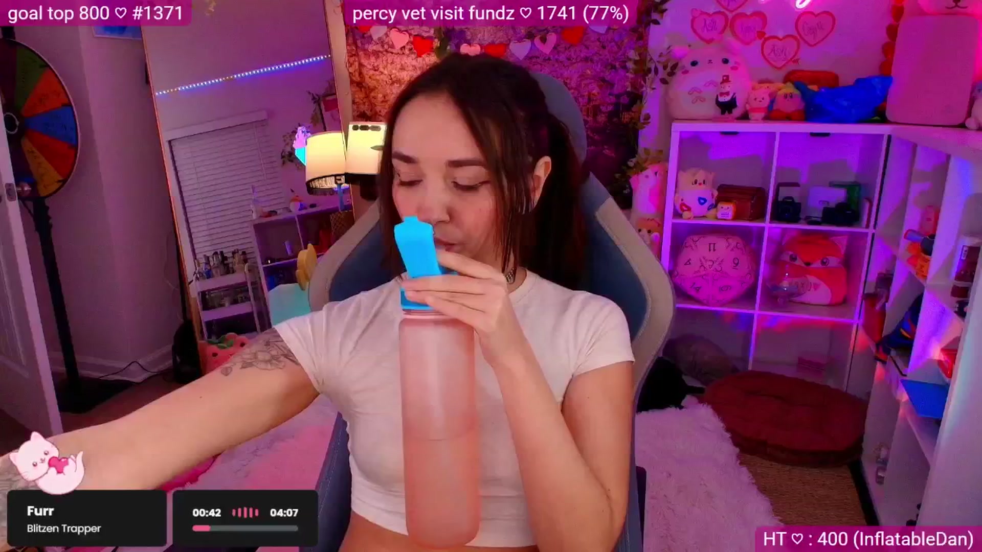 Gallery image thumbnail from Nym_x's myfreecams stream on, 02/07/2026, 06:03 image 15 of 20