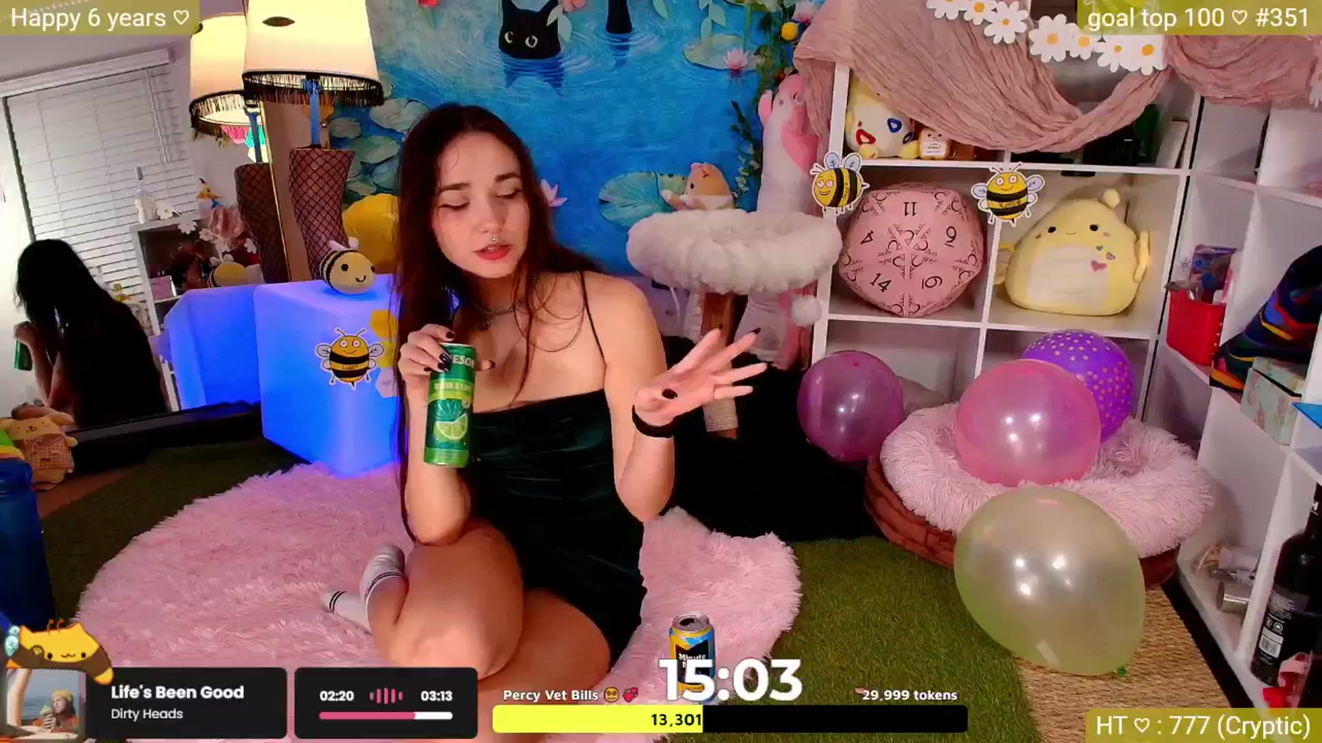 Gallery image thumbnail from Nym_x's myfreecams stream on, 03/18/2026, 04:42 image 14 of 20