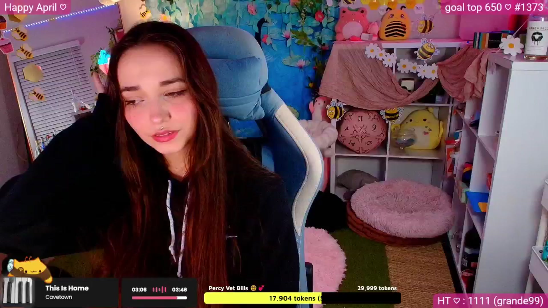 Gallery image thumbnail from Nym_x's myfreecams stream on, 04/12/2026, 03:28 image 5 of 20