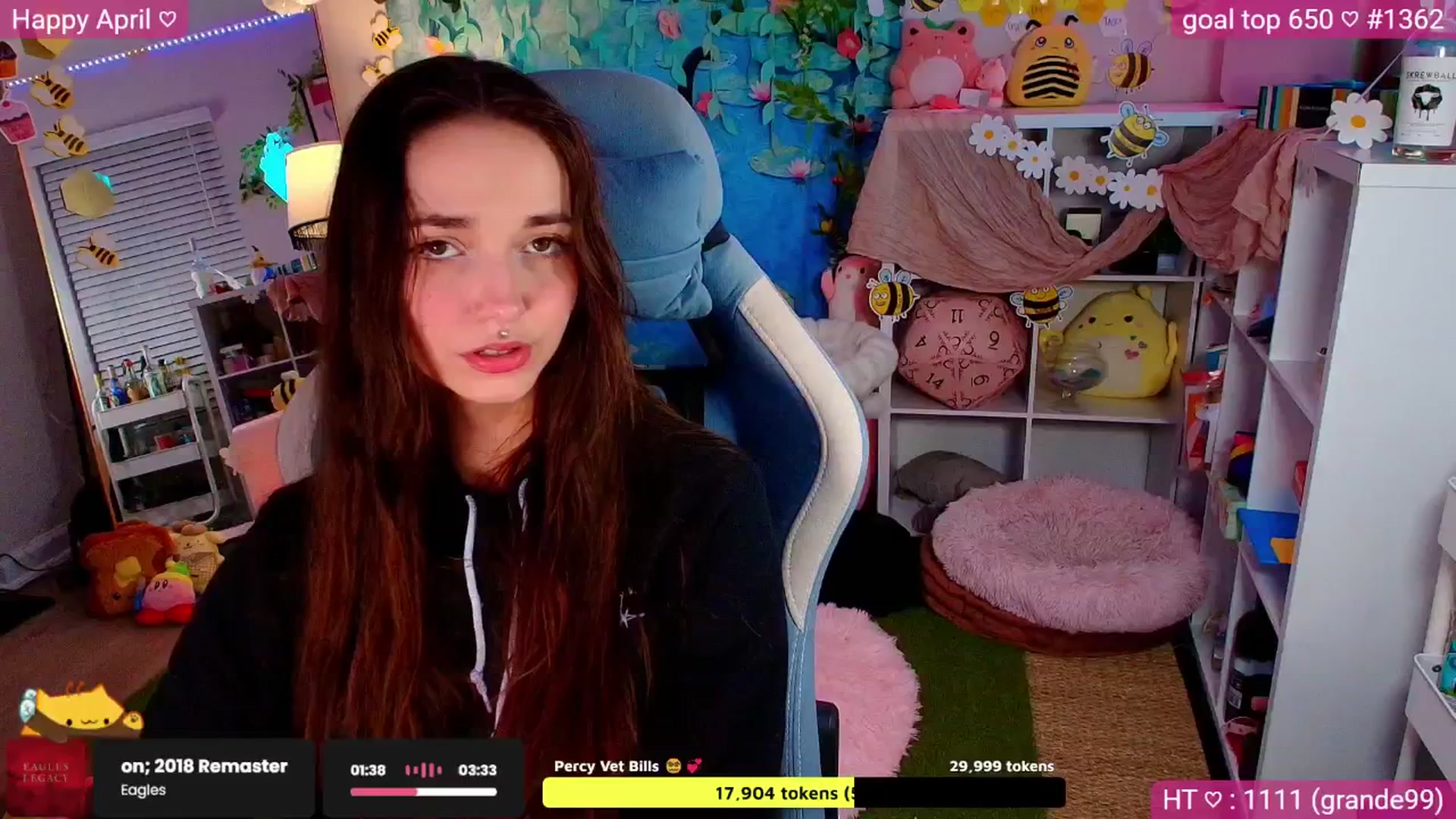 Gallery image thumbnail from Nym_x's myfreecams stream on, 04/12/2026, 03:28 image 10 of 20