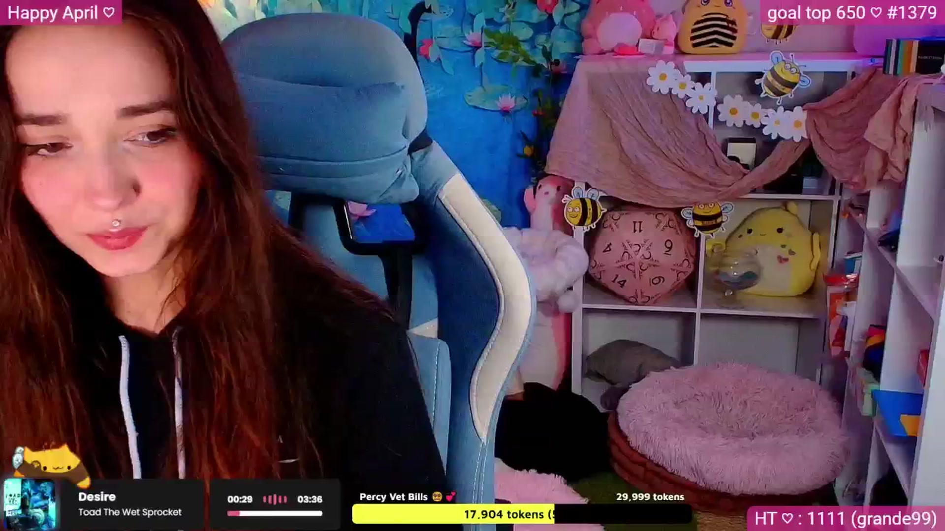Gallery image thumbnail from Nym_x's myfreecams stream on, 04/12/2026, 03:28 image 1 of 20