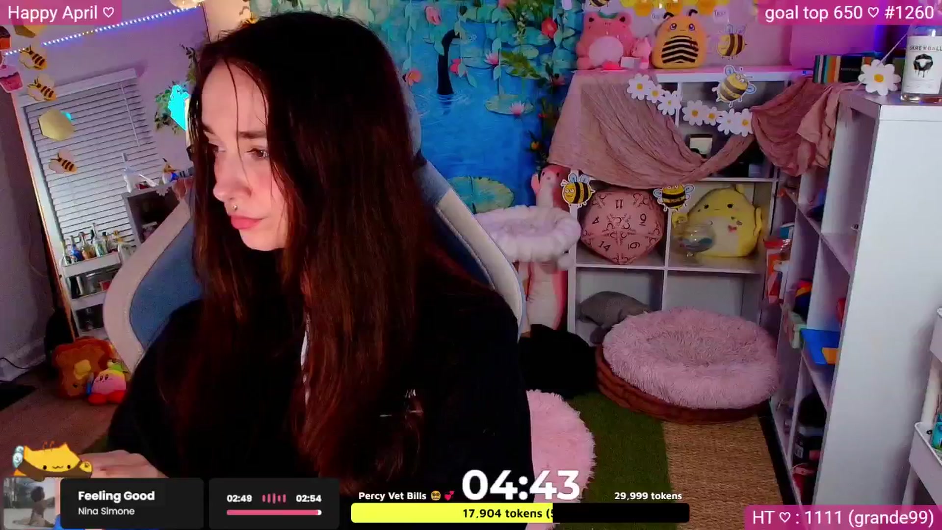 Gallery image thumbnail from Nym_x's myfreecams stream on, 04/12/2026, 03:28 image 19 of 20