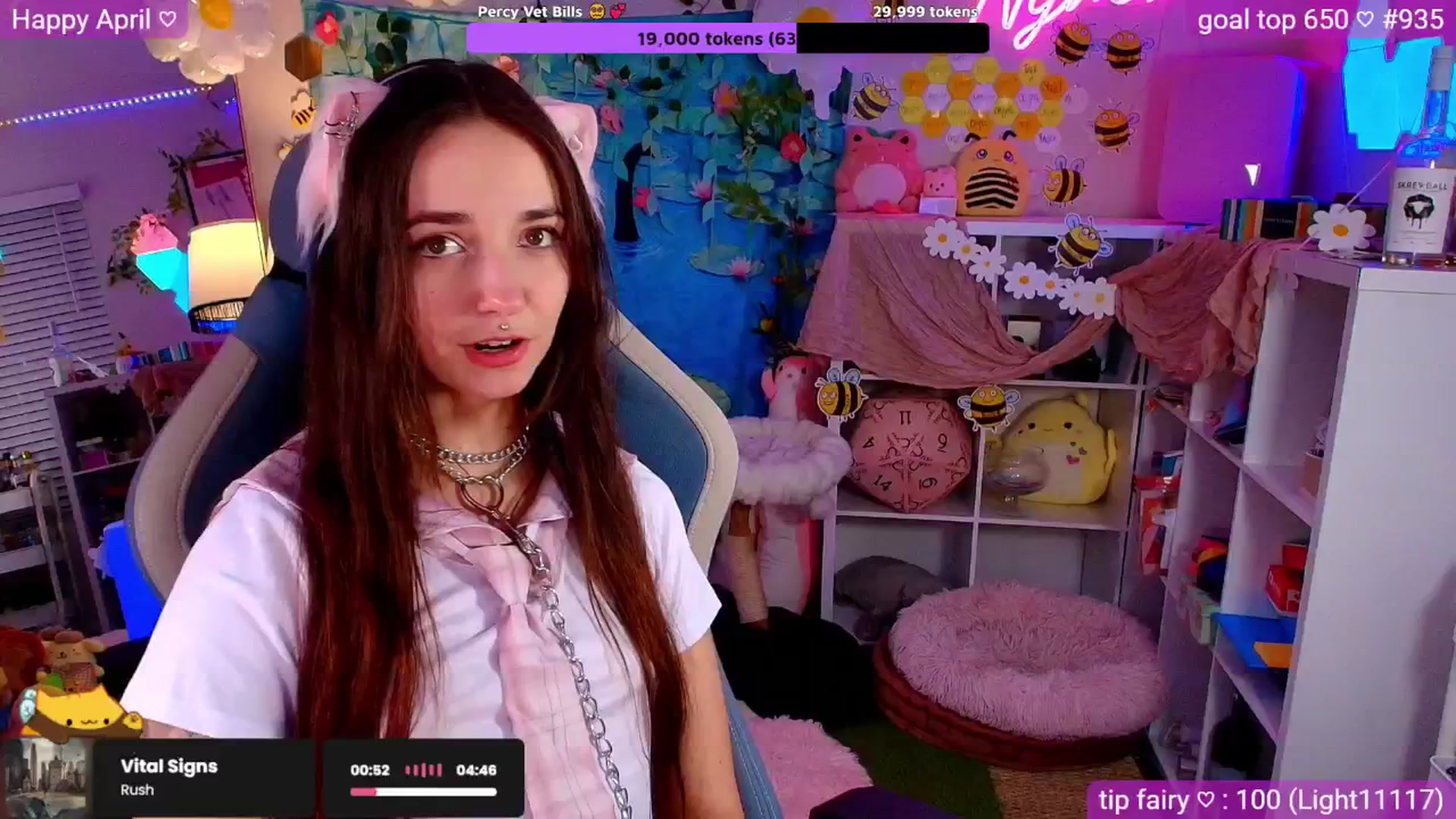 Gallery image thumbnail from Nym_x's myfreecams stream on, 04/19/2026, 04:52 image 2 of 20