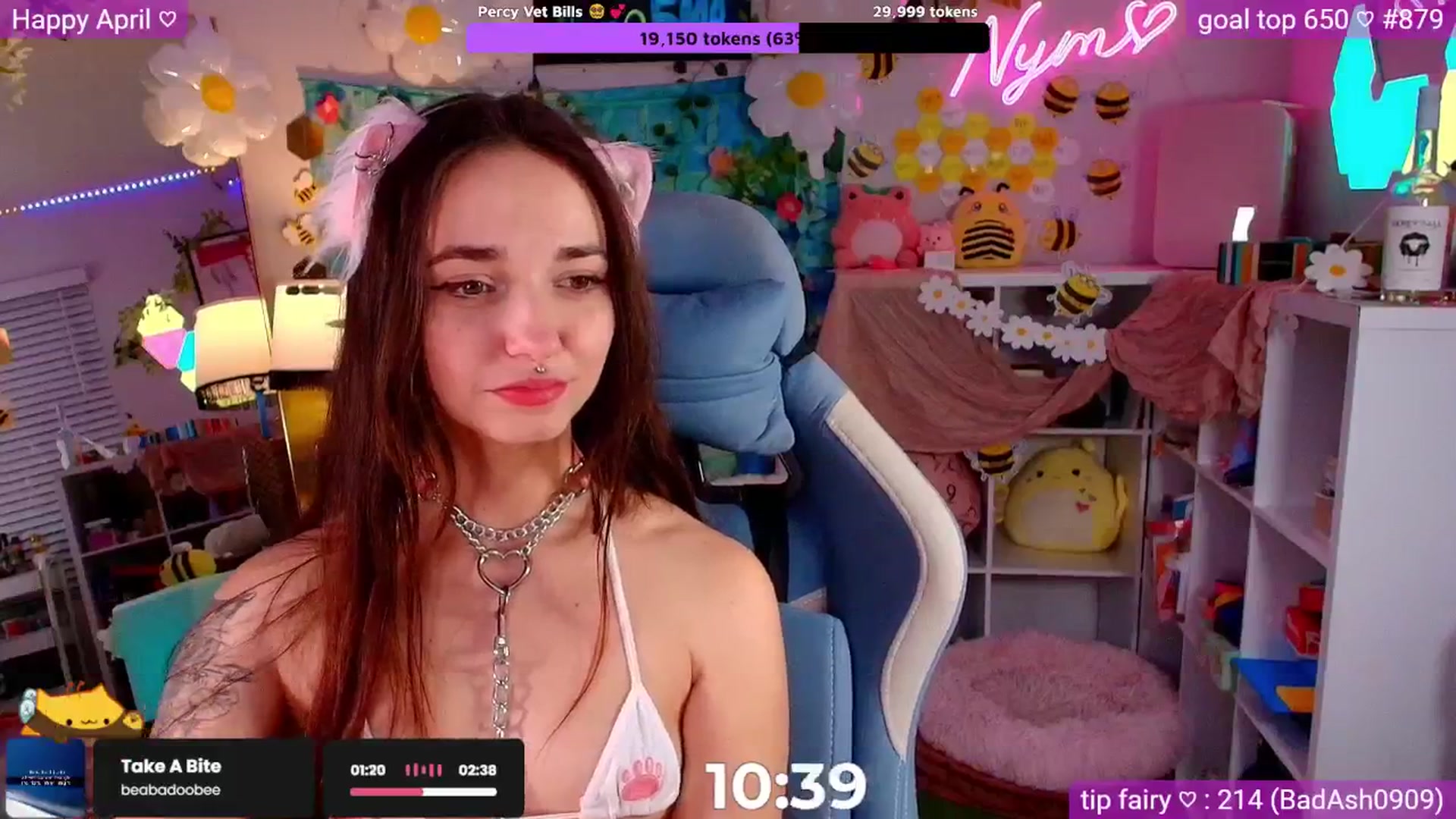 Gallery image thumbnail from Nym_x's myfreecams stream on, 04/19/2026, 05:10 image 7 of 20