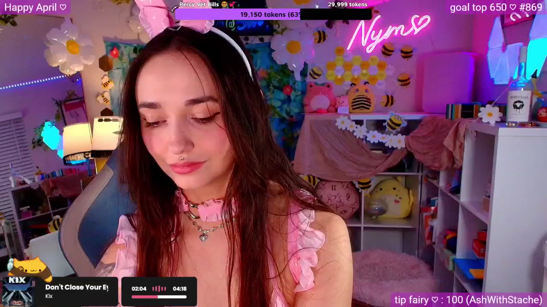 Gallery image thumbnail from Nym_x's myfreecams stream on, 04/20/2026, 04:06 image 16 of 20