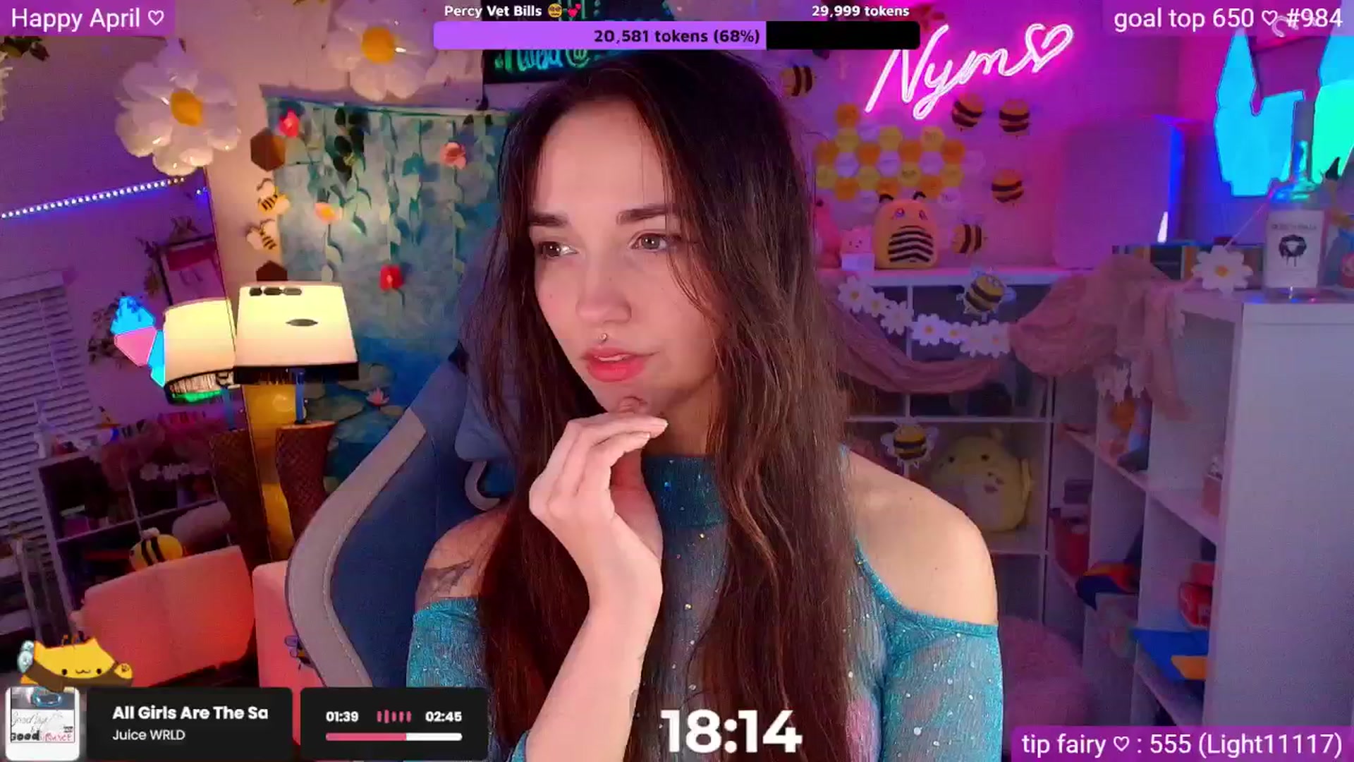 Gallery image thumbnail from Nym_x's myfreecams stream on, 04/25/2026, 04:21 image 17 of 20