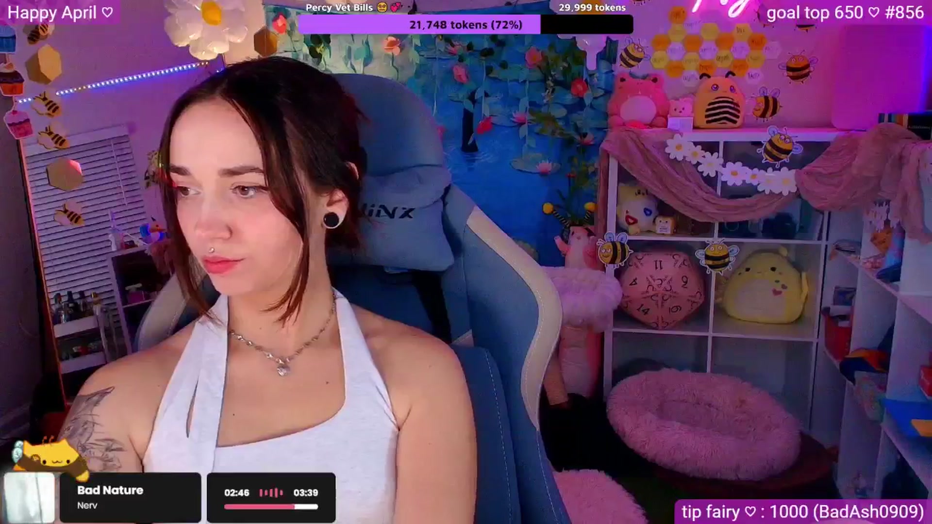 Gallery image thumbnail from Nym_x's myfreecams stream on, 04/30/2026, 04:31 image 14 of 20
