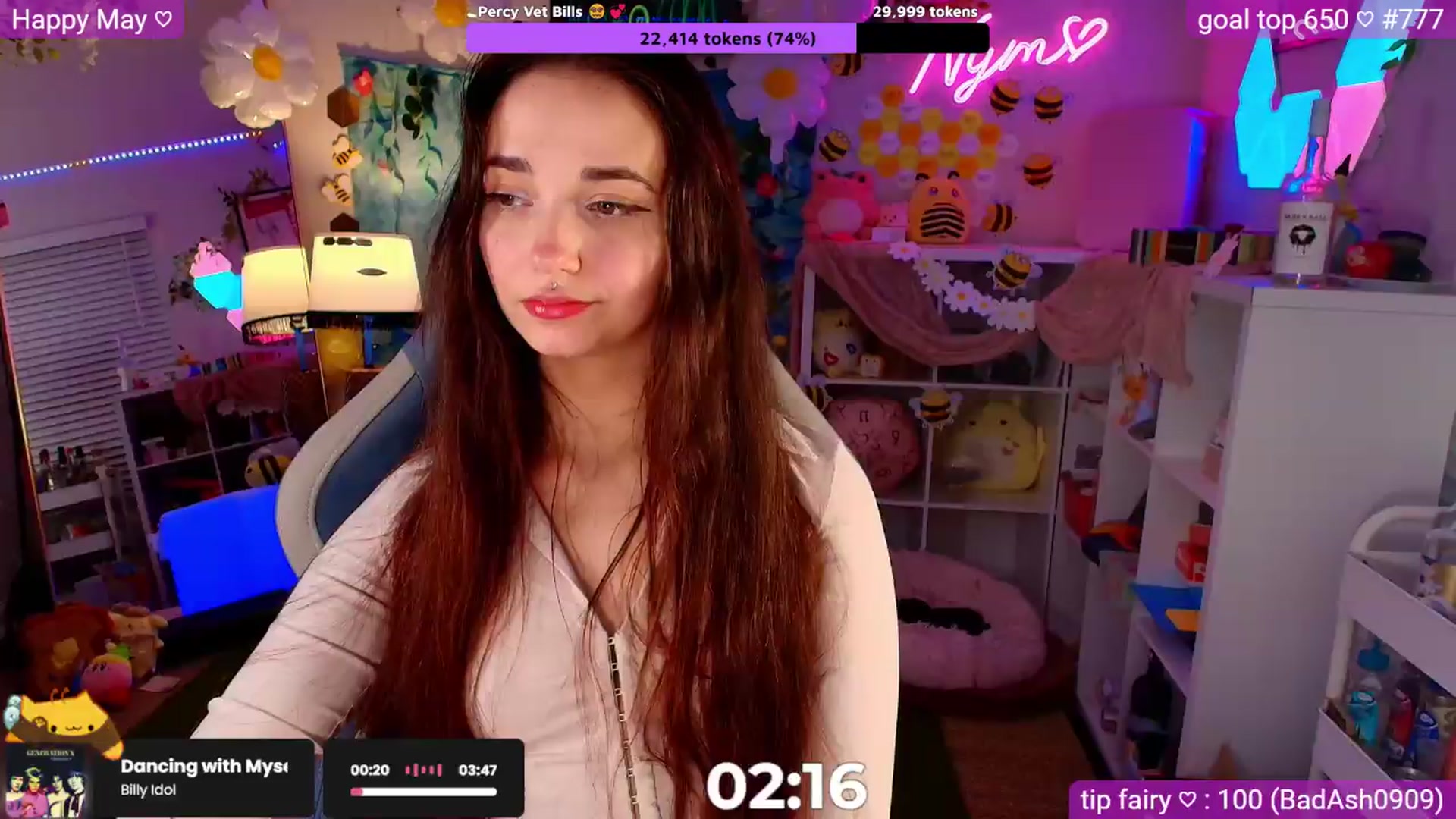 Gallery image thumbnail from Nym_x's myfreecams stream on, 05/10/2026, 03:22 image 17 of 20