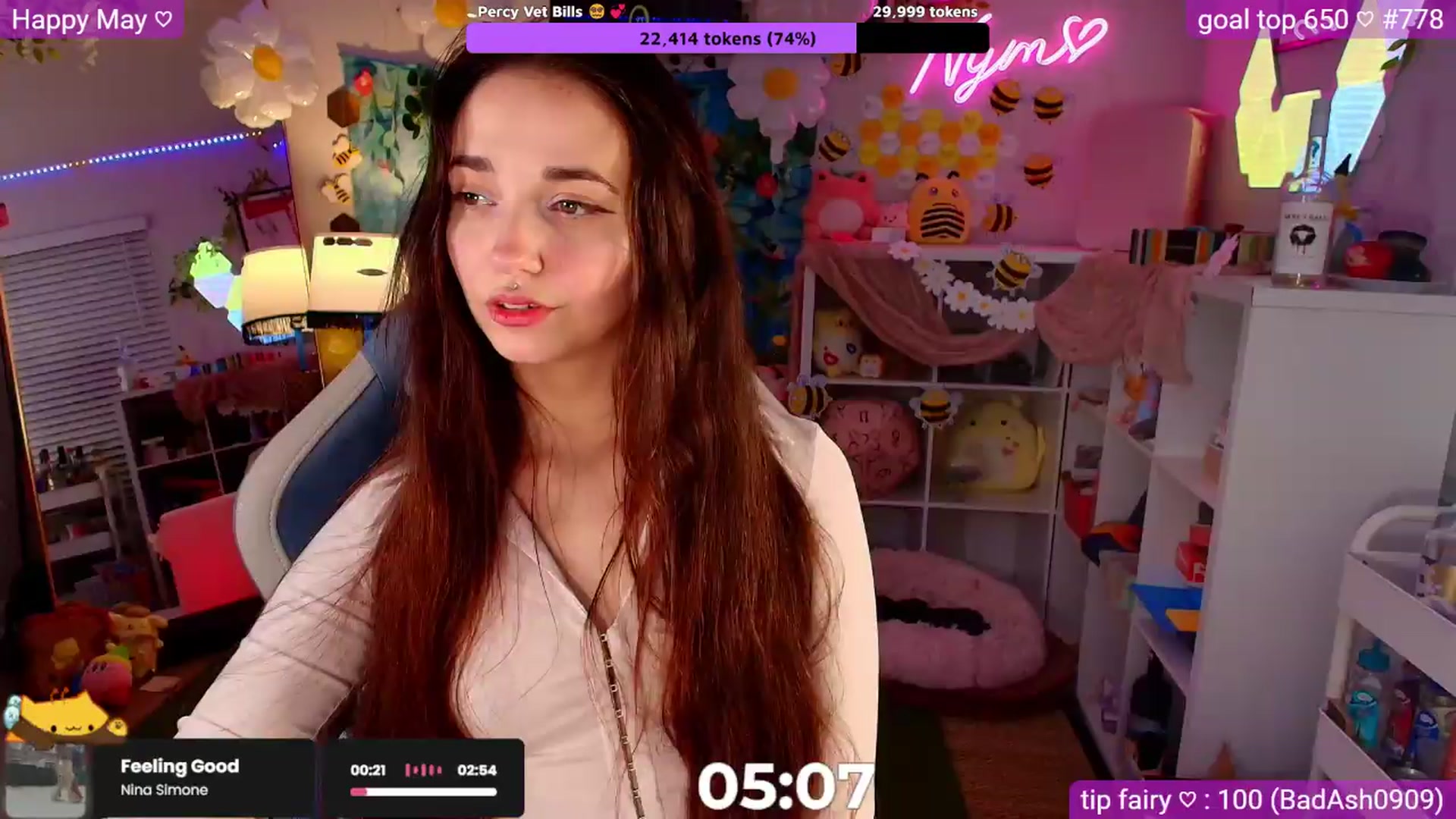 Gallery image thumbnail from Nym_x's myfreecams stream on, 05/10/2026, 03:22 image 14 of 20