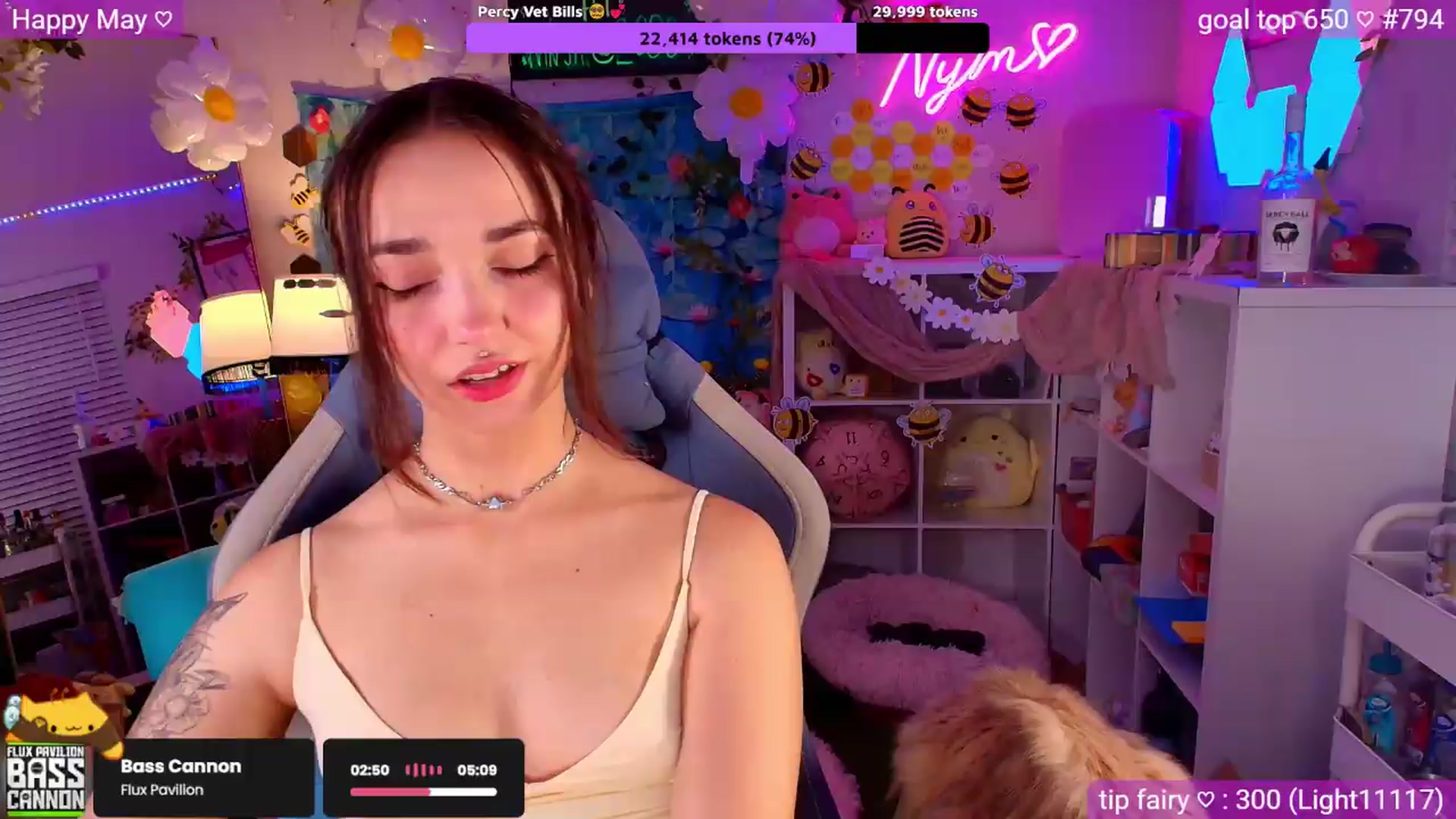 Gallery image thumbnail from Nym_x's myfreecams stream on, 05/11/2026, 04:47 image 7 of 20