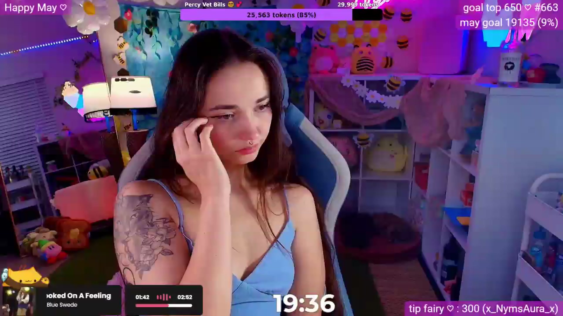 Gallery image thumbnail from Nym_x's myfreecams stream on, 05/25/2026, 03:18 image 14 of 20