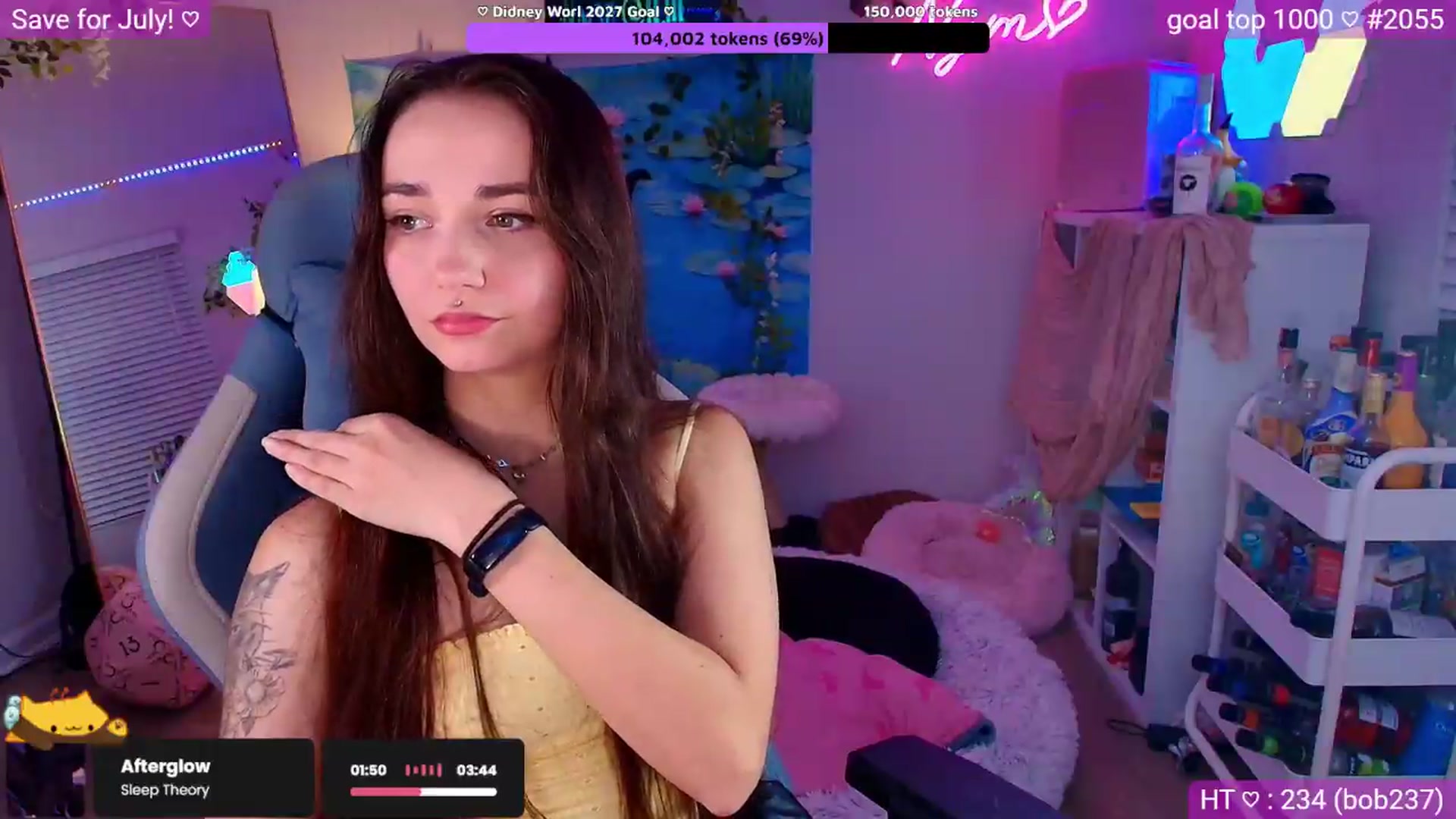 Gallery image thumbnail from Nym_x's myfreecams stream on, 06/06/2026, 02:04 image 4 of 20