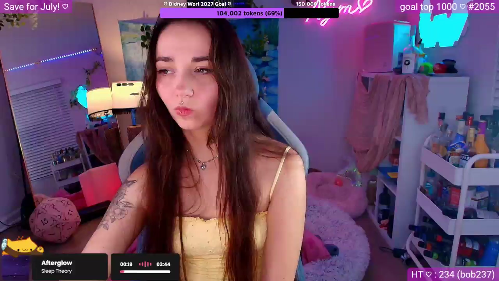 Gallery image thumbnail from Nym_x's myfreecams stream on, 06/06/2026, 02:04 image 2 of 20