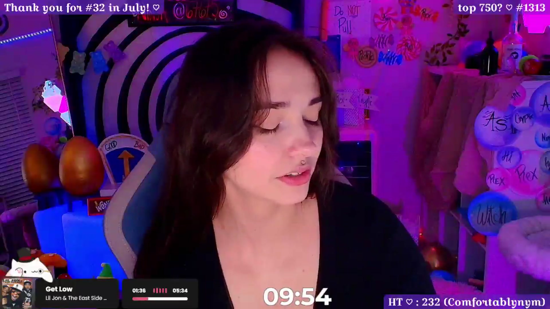 Gallery image thumbnail from Nym_x's myfreecams stream on, 08/09/2026, 04:05 image 17 of 20