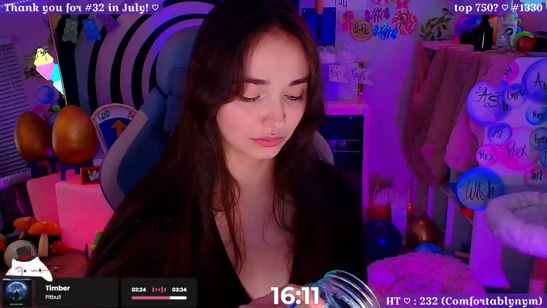 Gallery image thumbnail from Nym_x's myfreecams stream on, 08/09/2026, 04:05 image 15 of 20
