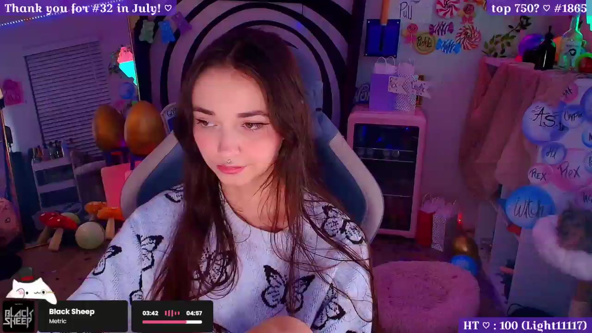 Gallery image thumbnail from Nym_x's myfreecams stream on, 08/15/2026, 03:35 image 5 of 20