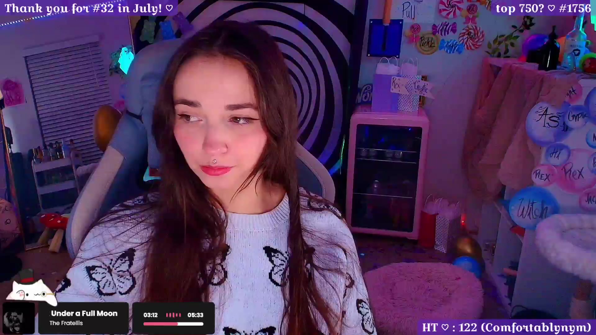 Gallery image thumbnail from Nym_x's myfreecams stream on, 08/15/2026, 03:35 image 16 of 20