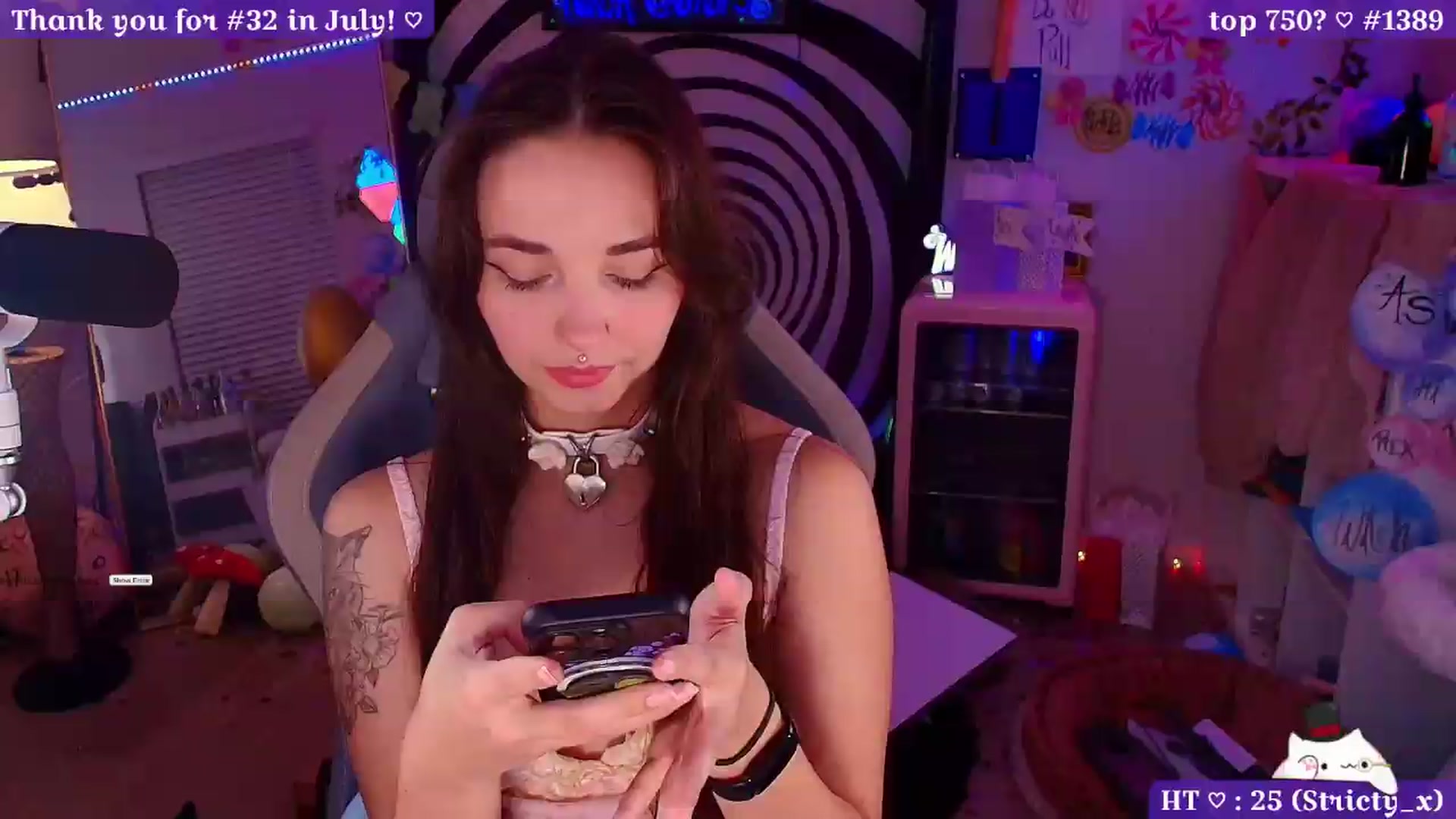 Gallery image thumbnail from Nym_x's myfreecams stream on, 08/23/2026, 02:48 image 1 of 20