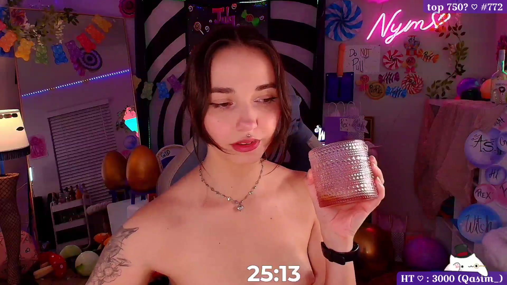 Gallery image thumbnail from Nym_x's myfreecams stream on, 09/05/2026, 04:07 image 17 of 20