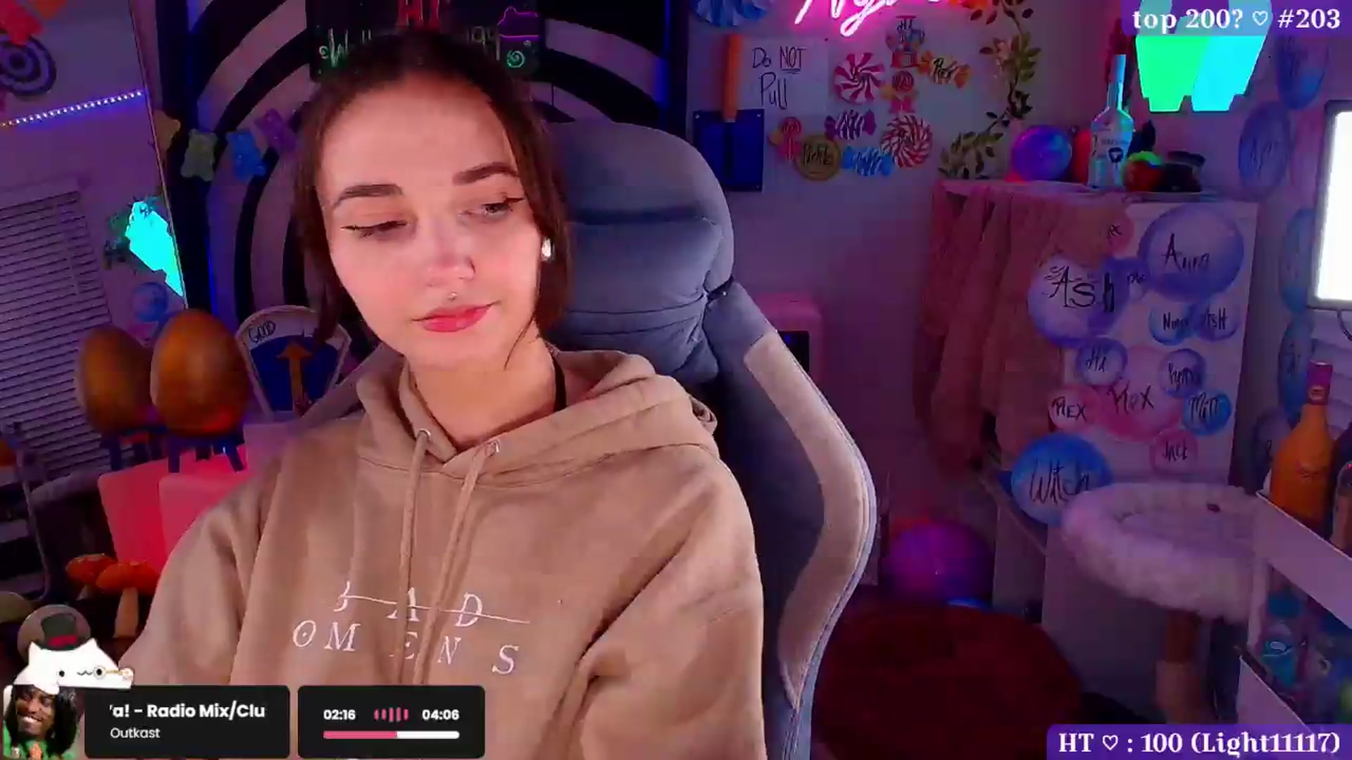 Gallery image thumbnail from Nym_x's myfreecams stream on, 09/14/2026, 02:07 image 16 of 20