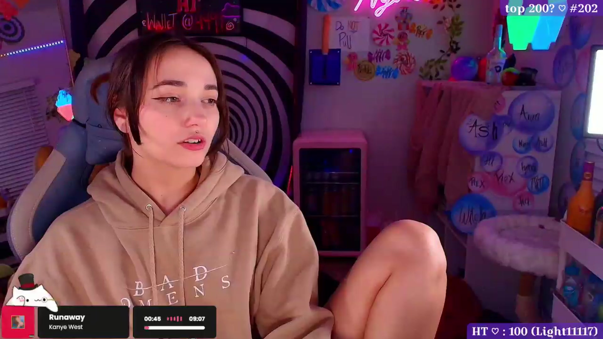 Gallery image thumbnail from Nym_x's myfreecams stream on, 09/14/2026, 02:07 image 19 of 20
