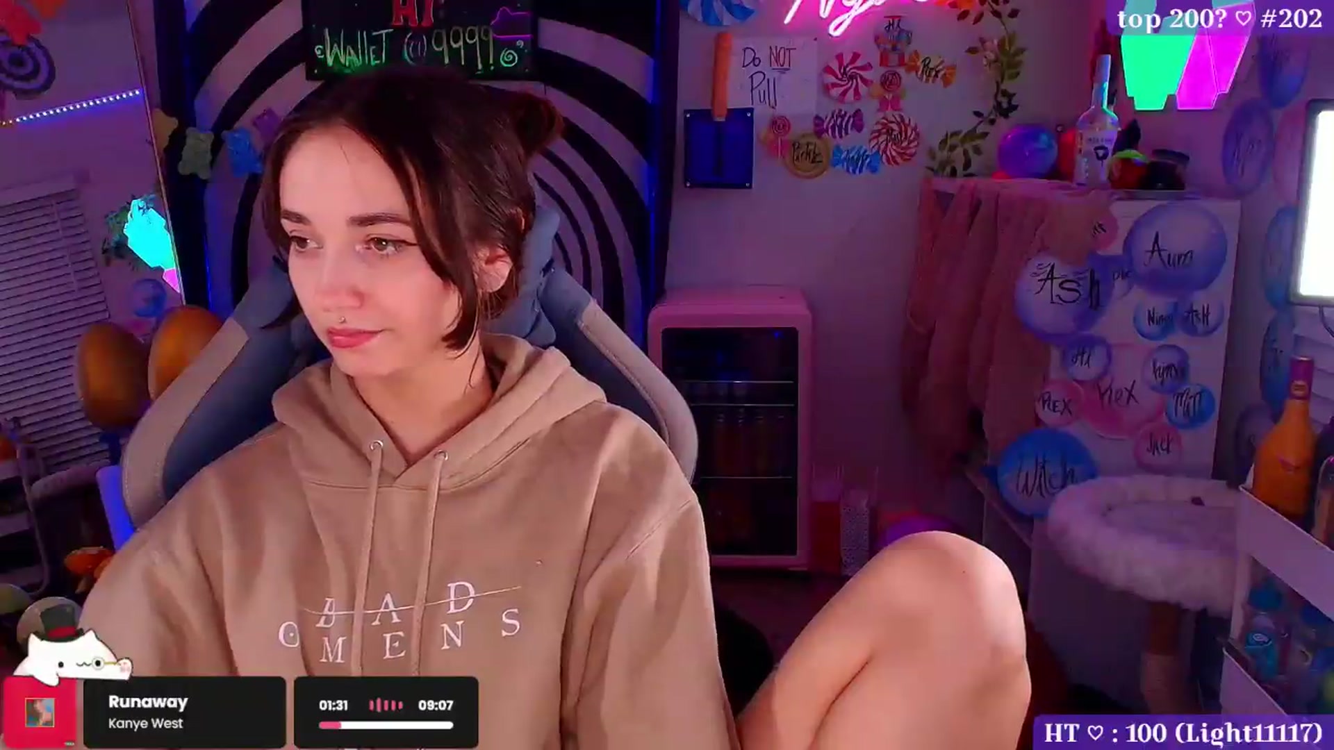Gallery image thumbnail from Nym_x's myfreecams stream on, 09/14/2026, 02:07 image 20 of 20