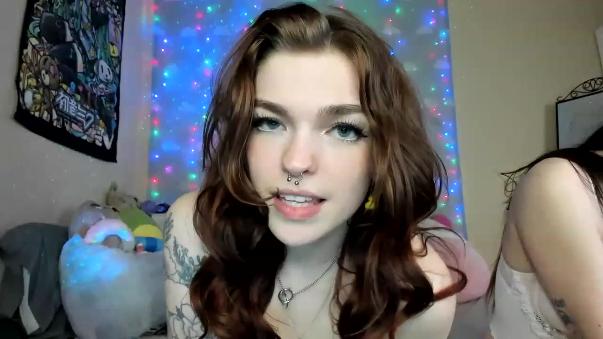 Gallery image thumbnail from NymphNova's myfreecams stream on, 03/31/2023, 09:31 image 12 of 20