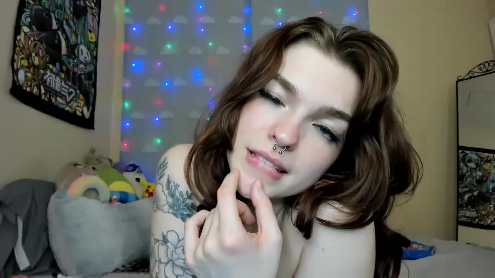 Gallery image thumbnail from NymphNova's myfreecams stream on, 03/31/2023, 09:50 image 1 of 20