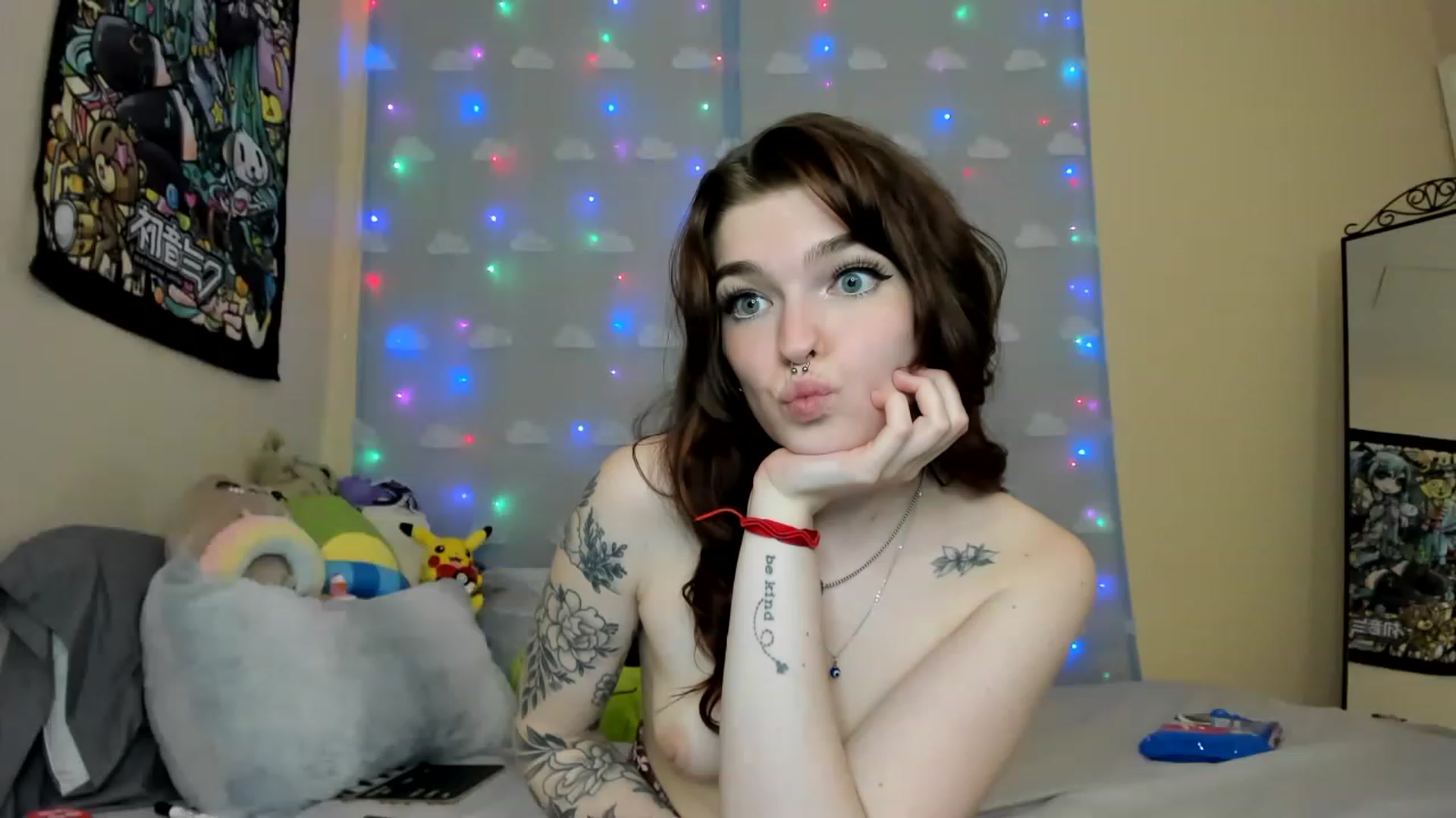 Gallery image thumbnail from NymphNova's myfreecams stream on, 03/31/2023, 09:50 image 7 of 20