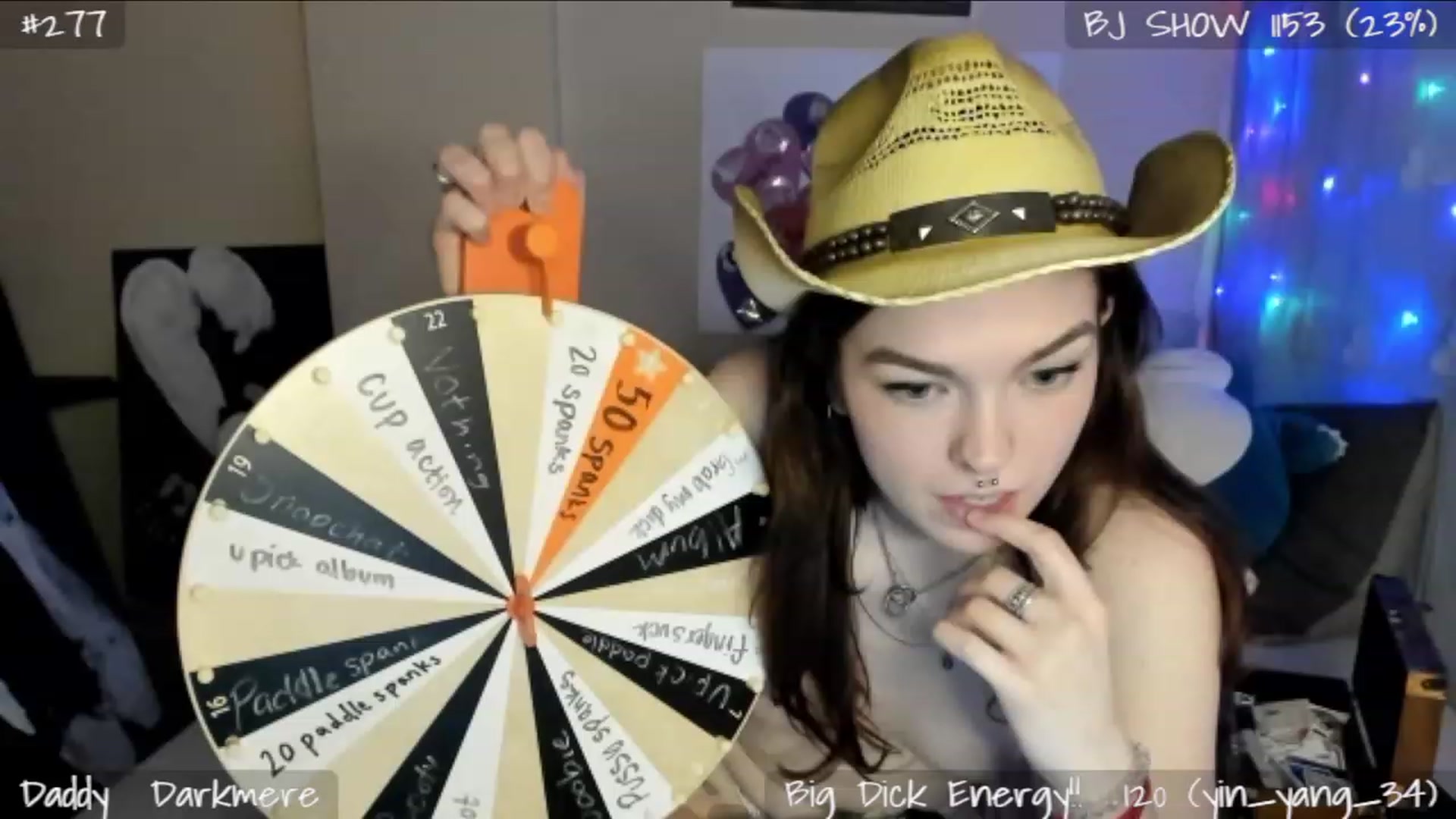 Gallery image thumbnail from NymphNova's myfreecams stream on, 04/16/2023, 09:37 image 9 of 20