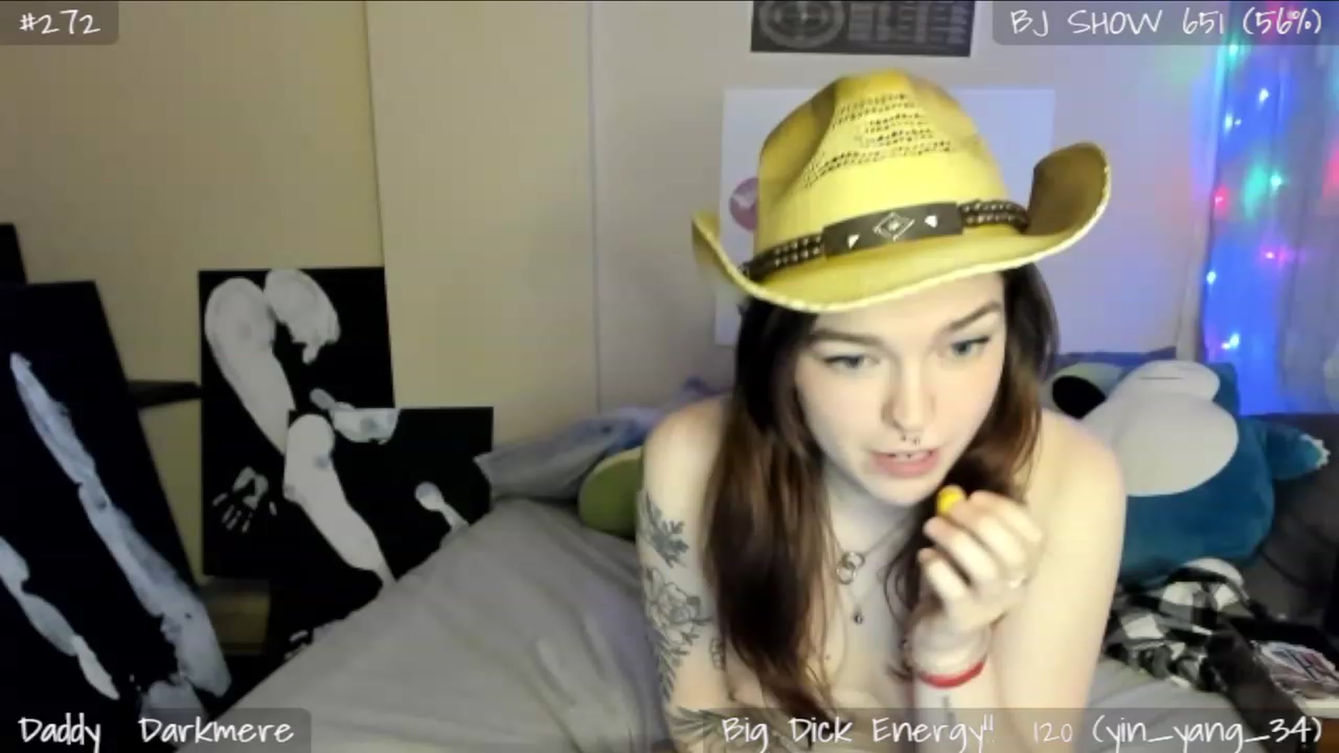 Gallery image thumbnail from NymphNova's myfreecams stream on, 04/16/2023, 09:37 image 20 of 20