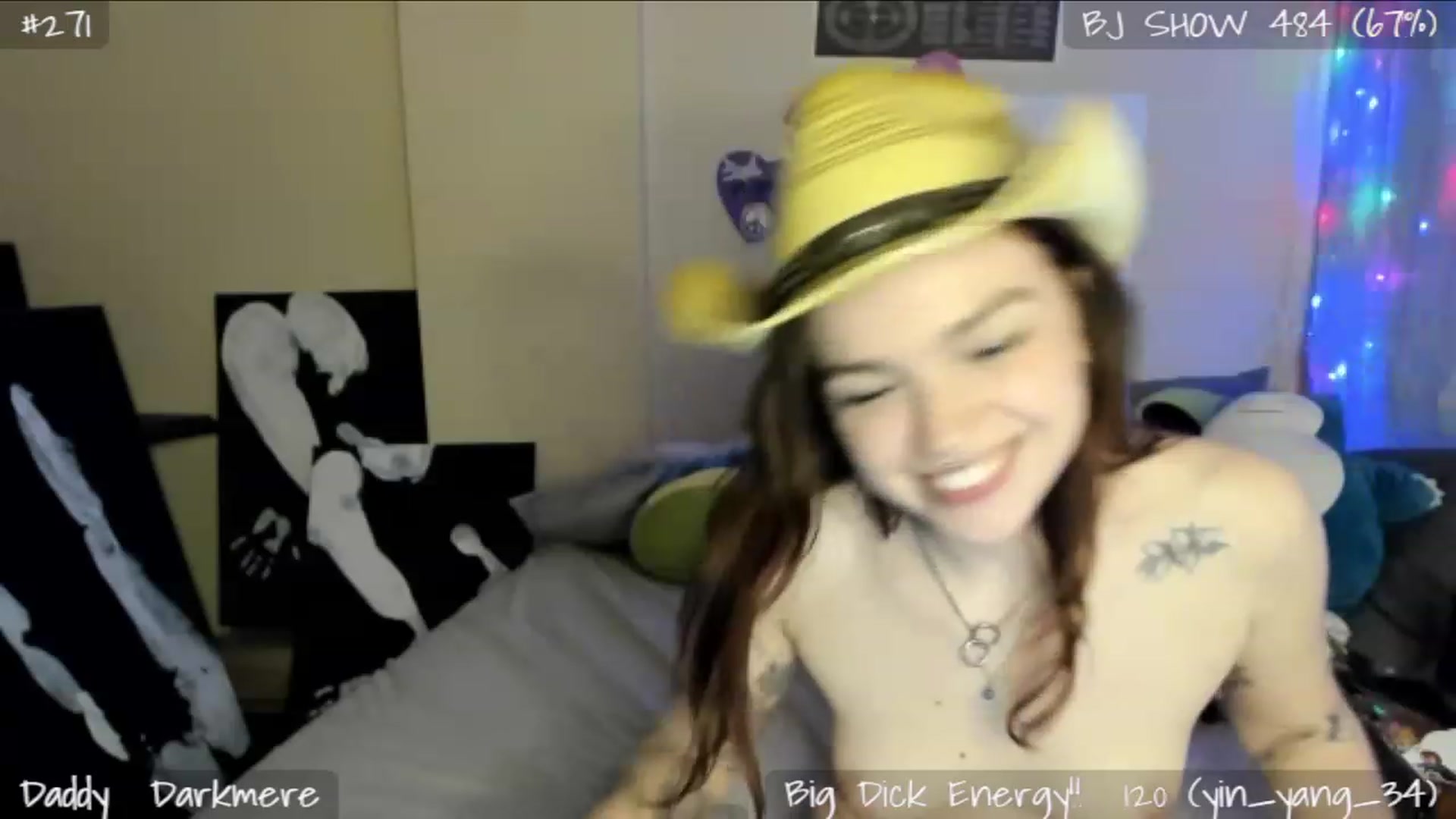 Gallery image thumbnail from NymphNova's myfreecams stream on, 04/16/2023, 10:48 image 11 of 20
