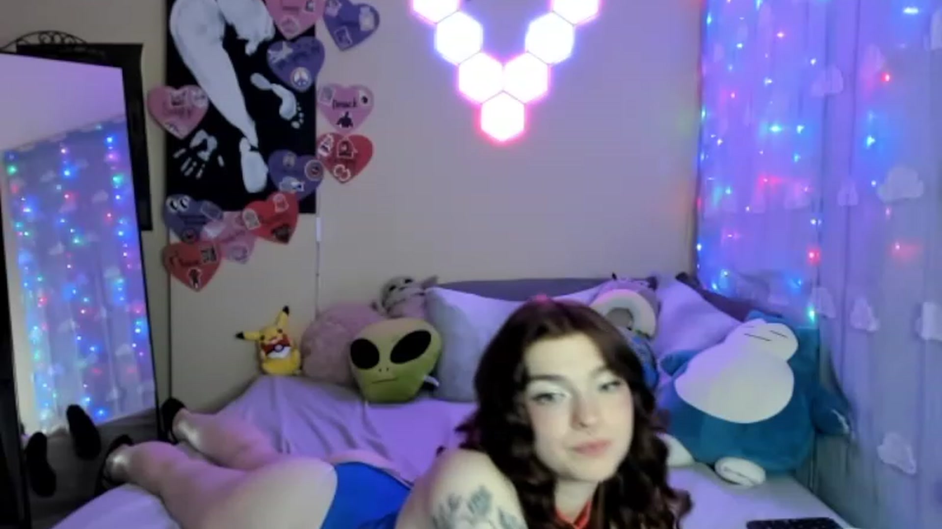 Gallery image thumbnail from NymphNova's myfreecams stream on, 04/19/2023, 08:04 image 9 of 20