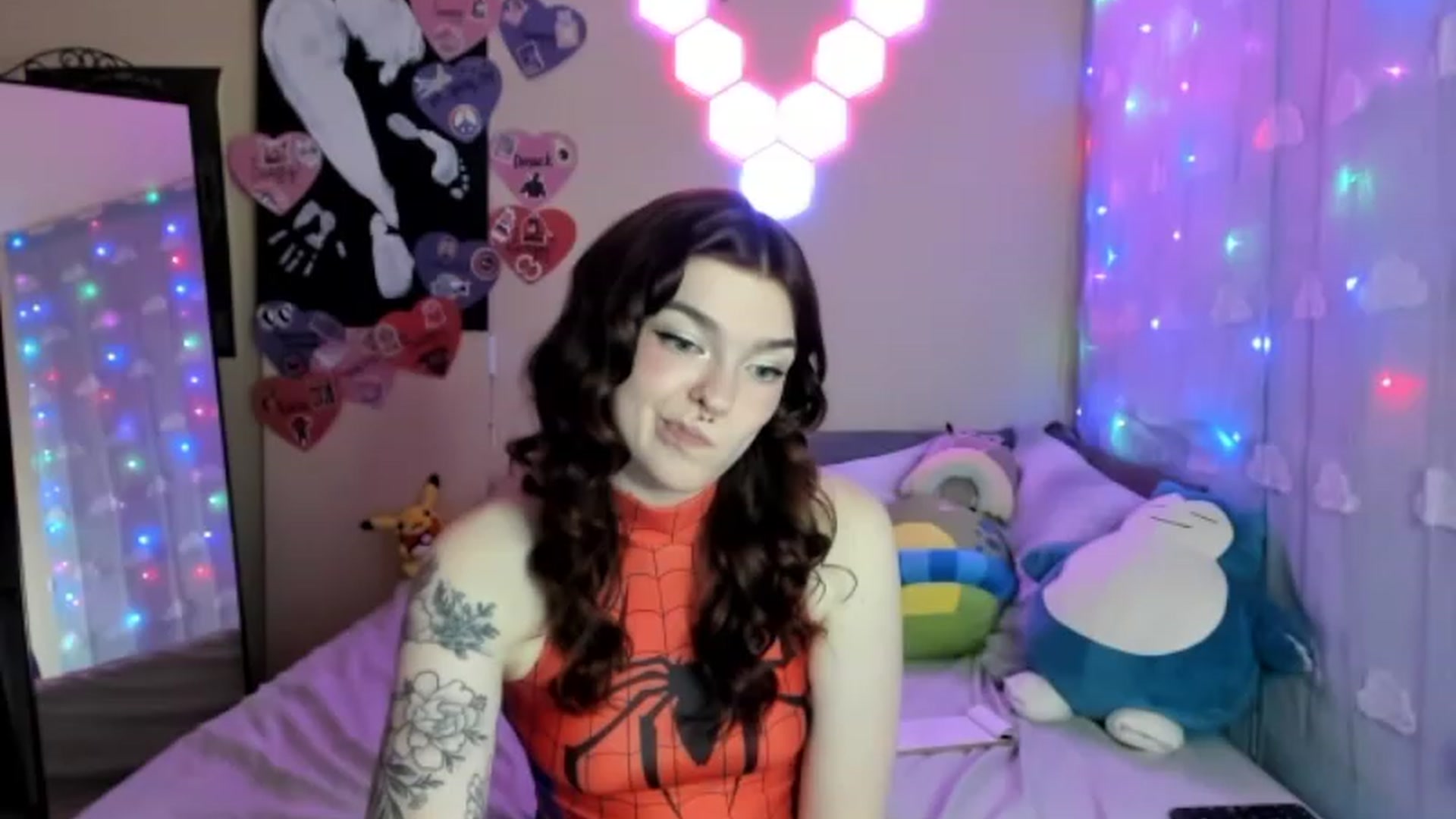 Gallery image thumbnail from NymphNova's myfreecams stream on, 04/19/2023, 08:04 image 17 of 20