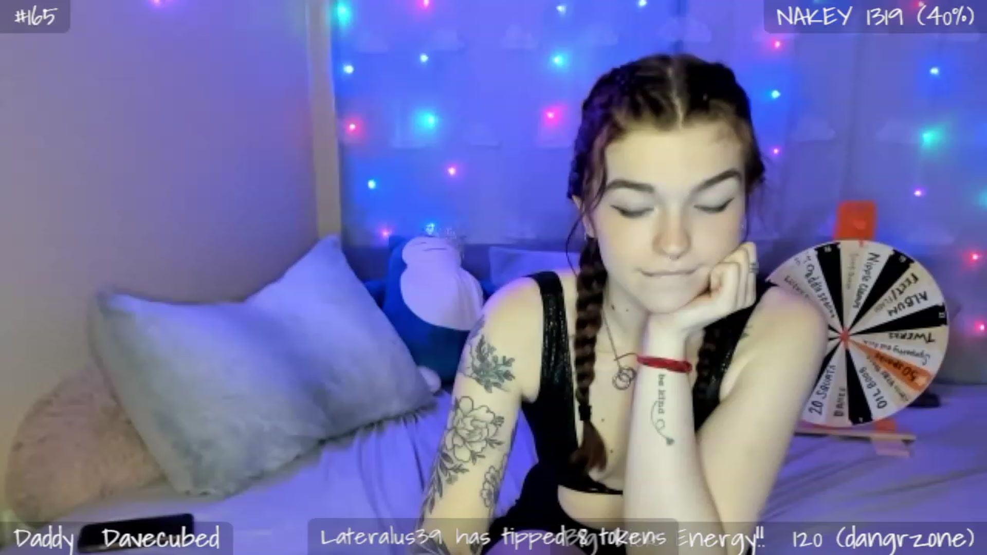 Gallery image thumbnail from NymphNova's myfreecams stream on, 05/02/2023, 07:35 image 17 of 20