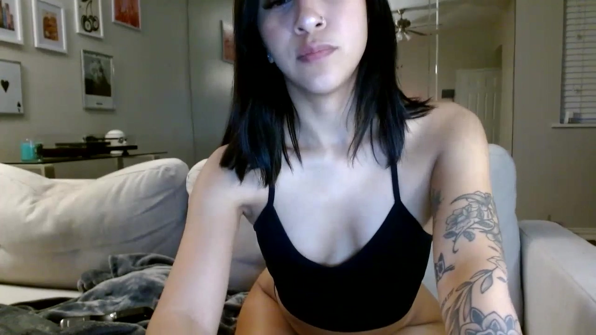 Gallery image thumbnail from Nymph_888's myfreecams stream on, 07/20/2023, 11:15 image 16 of 20
