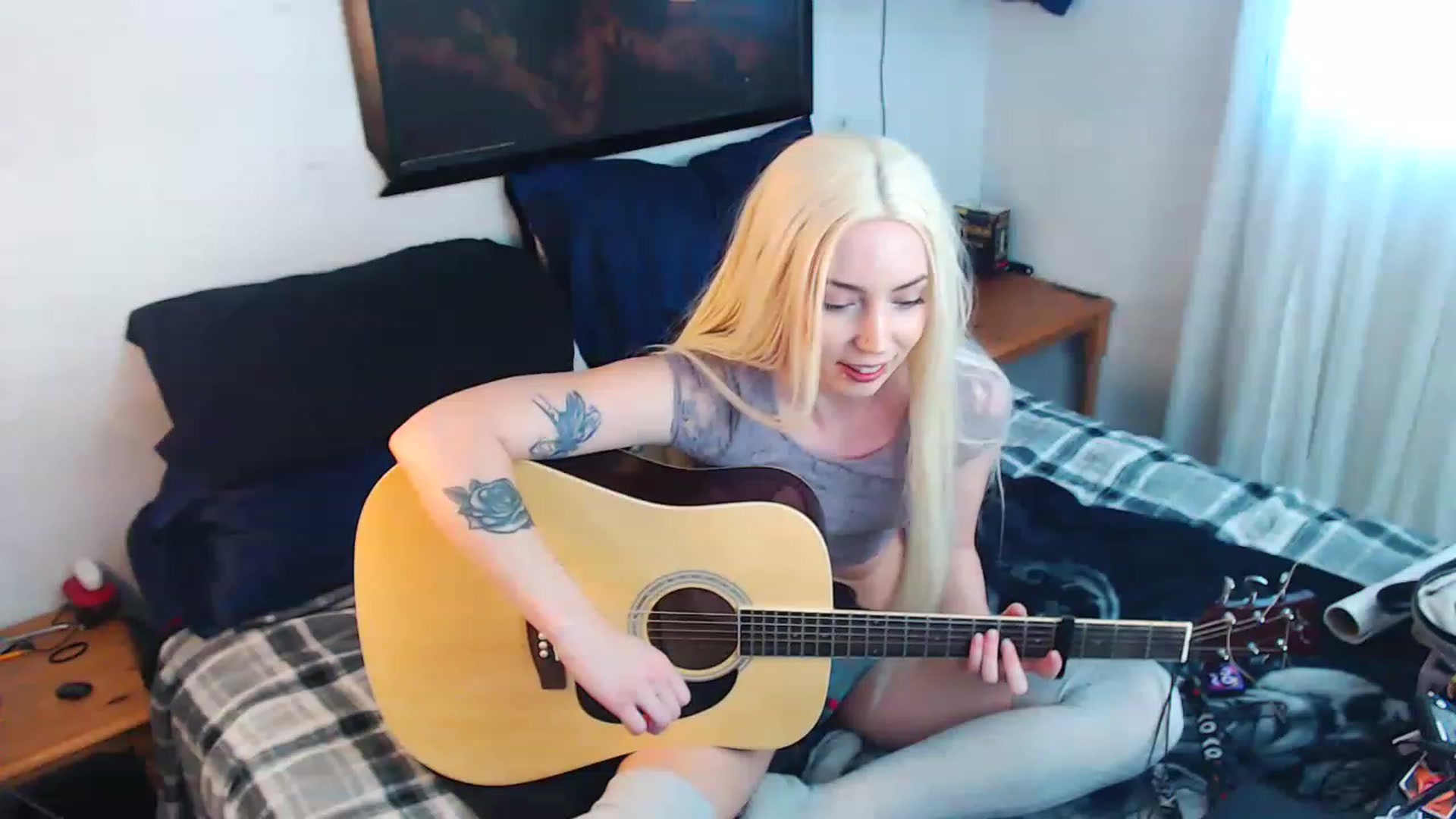 Gallery image thumbnail from NyxiHarlow's myfreecams stream on, 04/19/2023, 17:43 image 19 of 20
