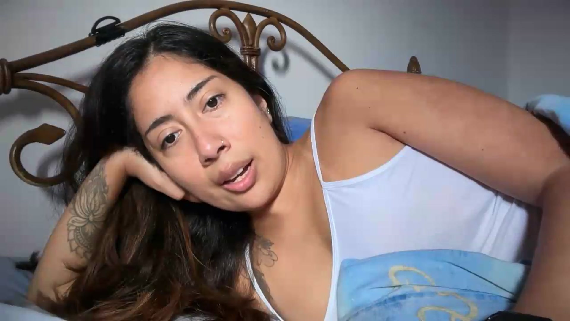 Gallery image thumbnail from OENJOYER's myfreecams stream on, 10/03/2026, 11:07 image 16 of 20