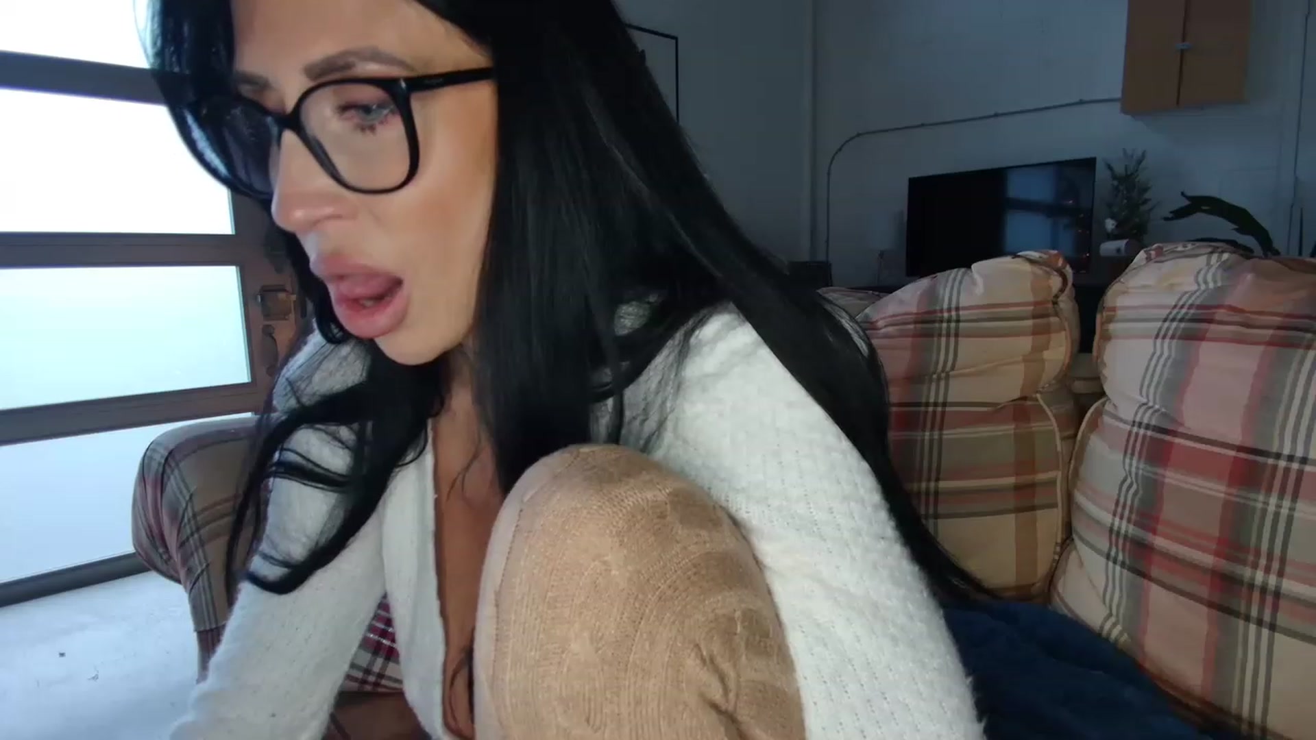 Gallery image thumbnail from OGGoldie's myfreecams stream on, 12/07/2022, 15:09 image 9 of 20